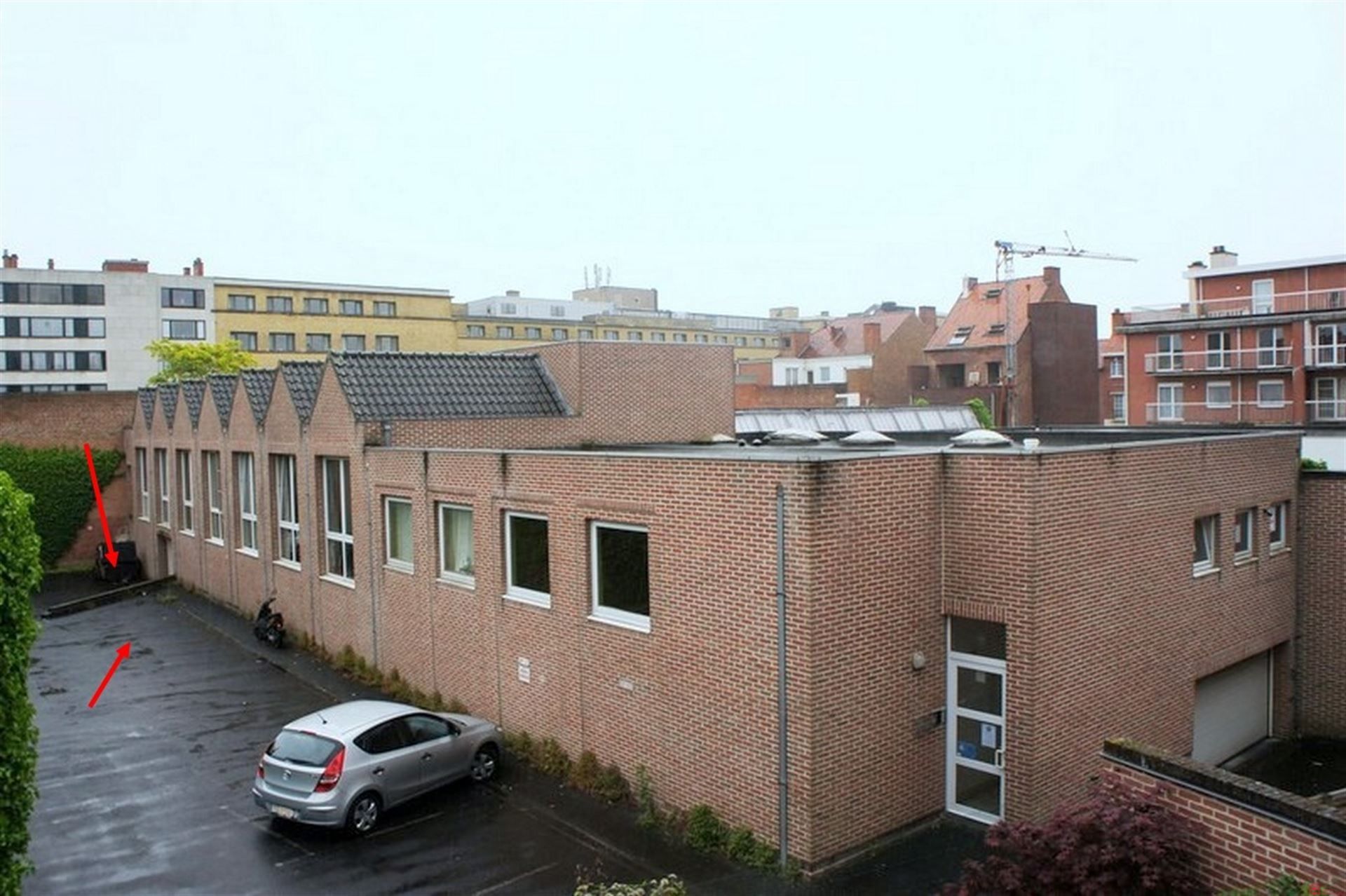 Autostaanplaats zuidkant Kortrijk foto 3