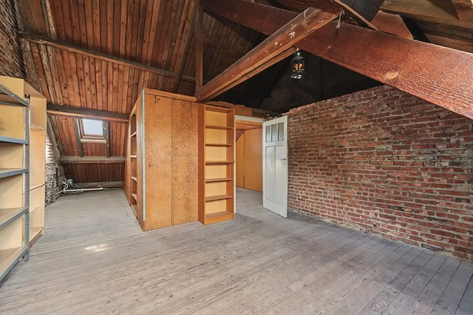 Een ruime, lichtrijke woning met uitbreidingsmogelijkheden in het hart van Zemst foto 19