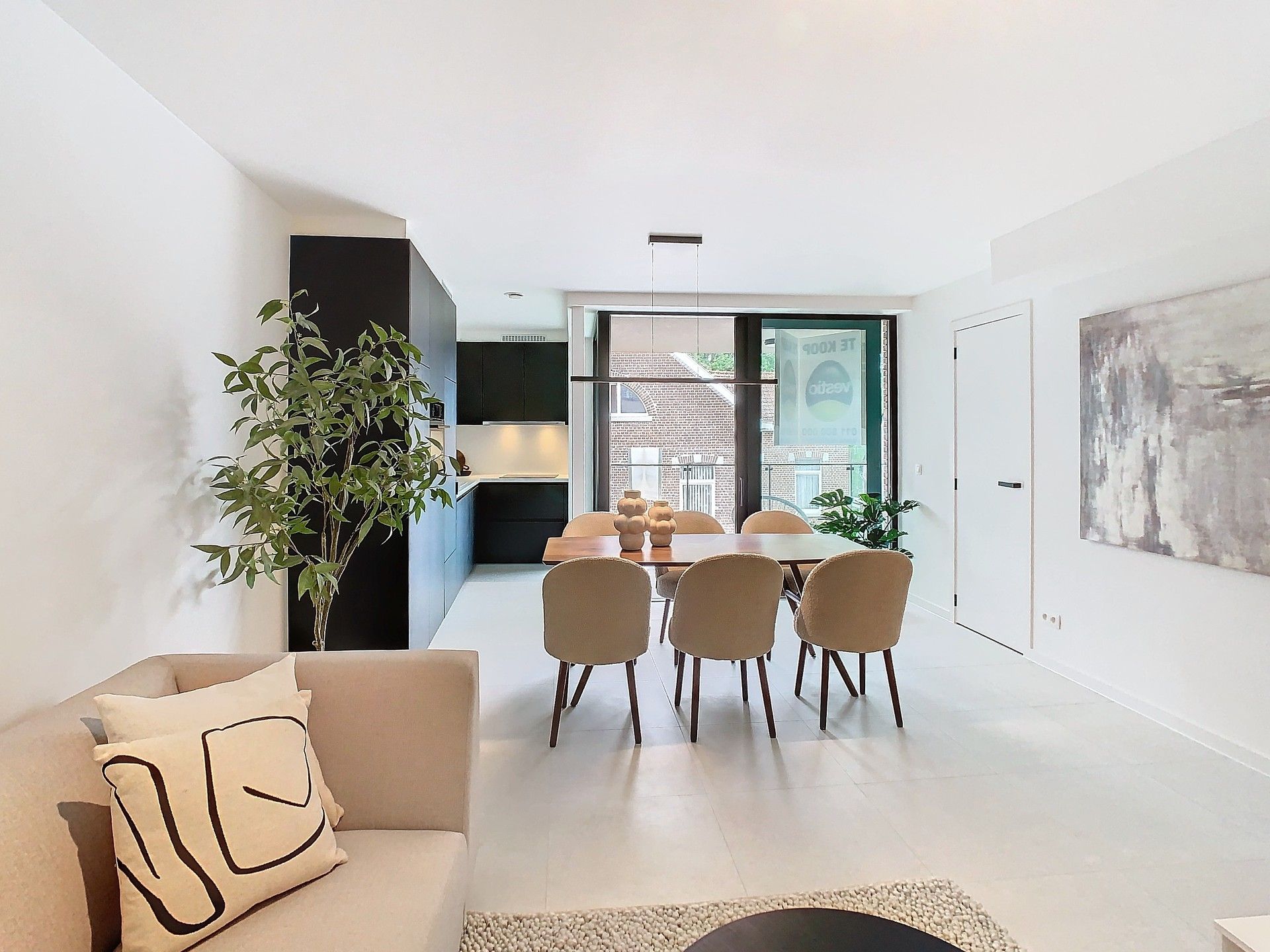 Stijlvol stadsappartement met twee slaapkamers foto {{pictureIndex}}