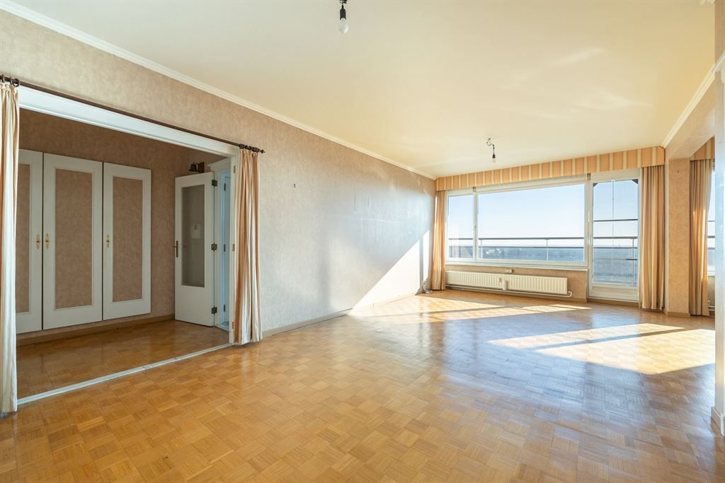 Lichtrijk appartement met panoramisch zicht foto 7