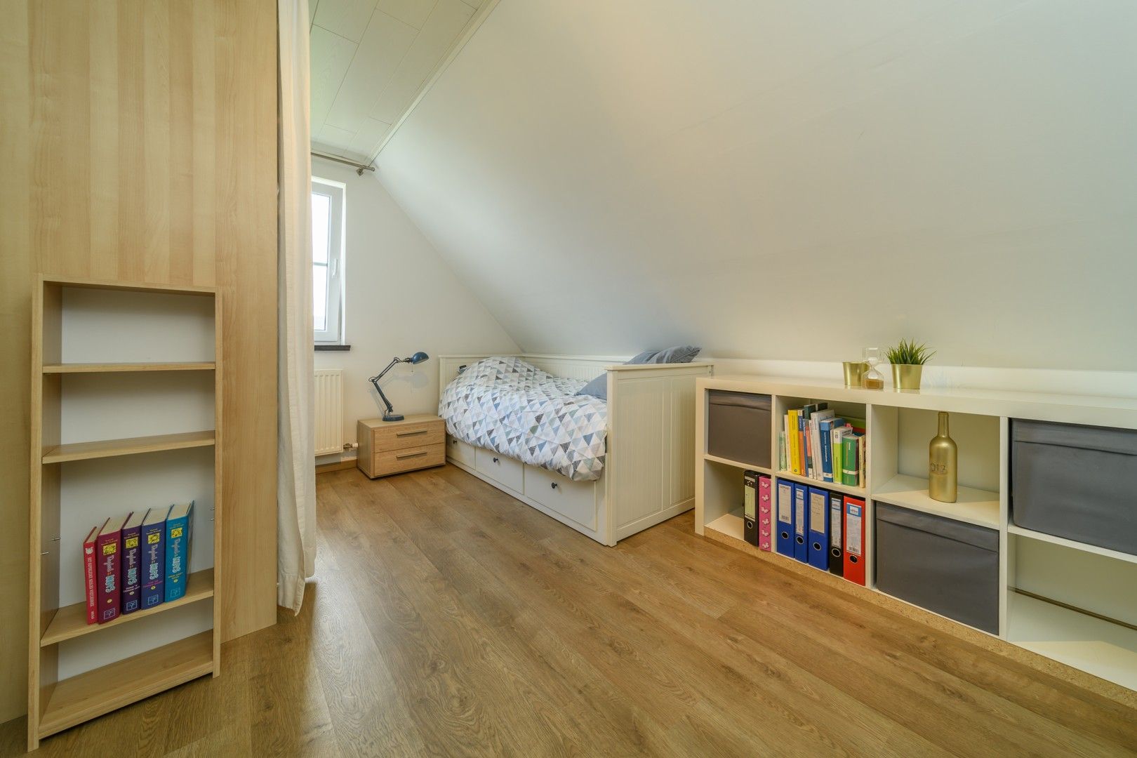Open bebouwing gelegen in doodlopende straat te Wanzele foto 22