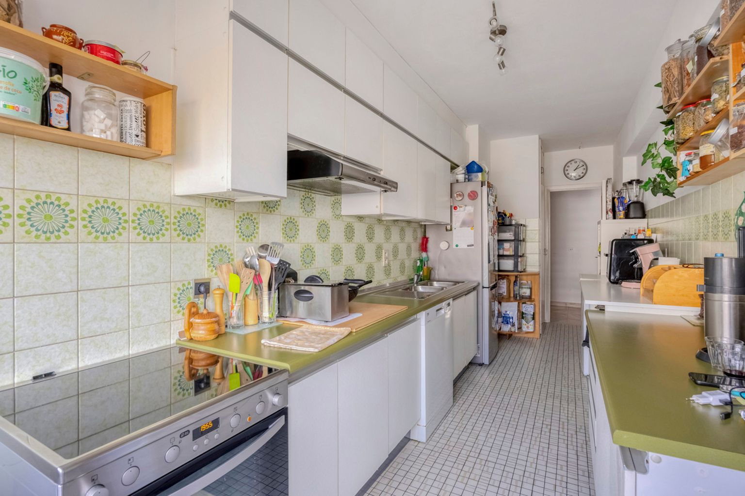 Instapklaar appartement van 103 m² met terras foto 7