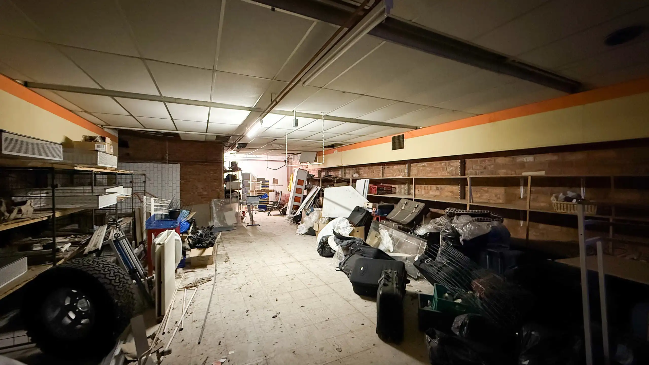 Ruwbouw woning om af te werken met opslagruimte in Heusden! foto 14