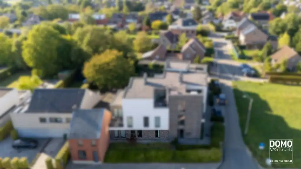 RUIM GELIJKVLOERS APPARTEMENT MET 2 SLAAPKAMERS, TERRAS EN PARKEERGELEGENHEID TE HASSELT (SINT-LAMBRECHTS-HERK) foto 19