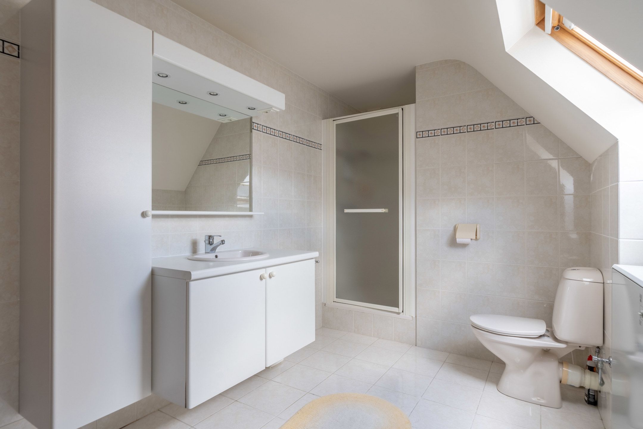 Ruime gezinswoning met 3 slaapkamers nabij centrum Beerse foto 28