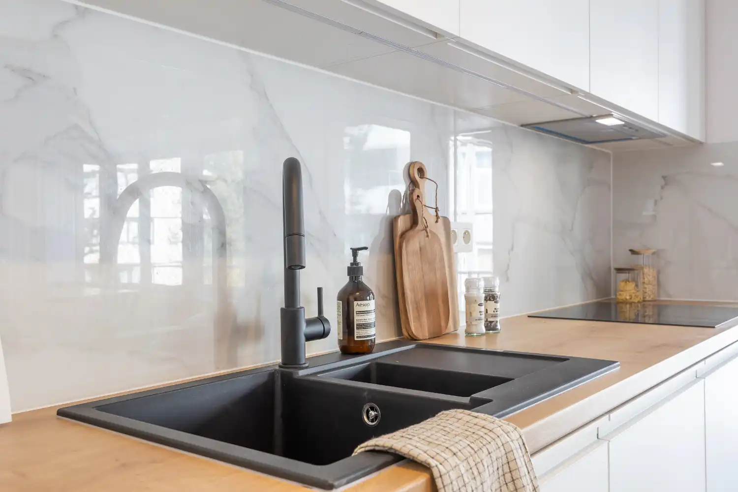 Gerenoveerd drie slaapkamer appartement foto 5