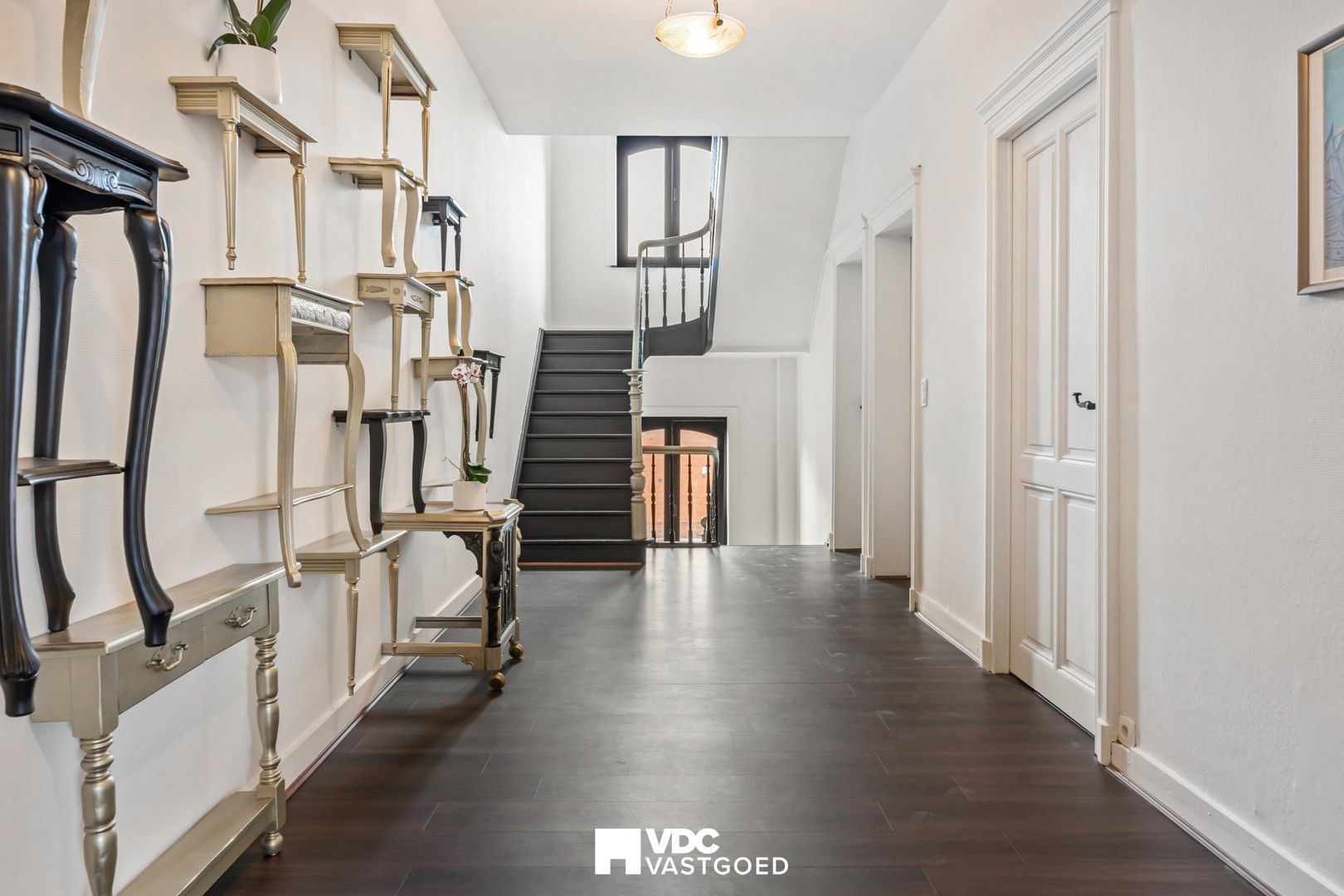 Statig herenhuis met grandeur en luxueuze afwerking in het hart van Tongeren foto 23