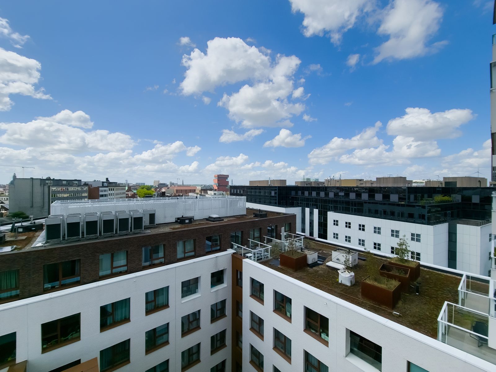 Prachtig 1-kamer appartement met TERRAS foto 8