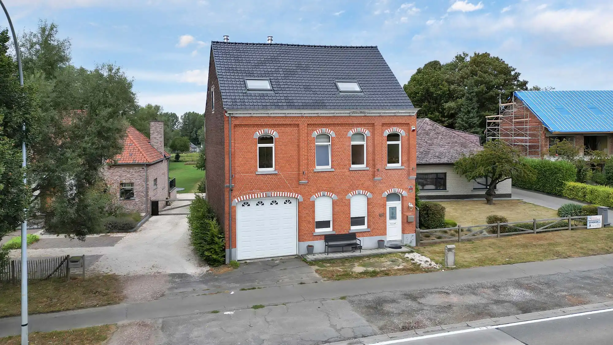 Rustieke woning op strategische ligging foto 44