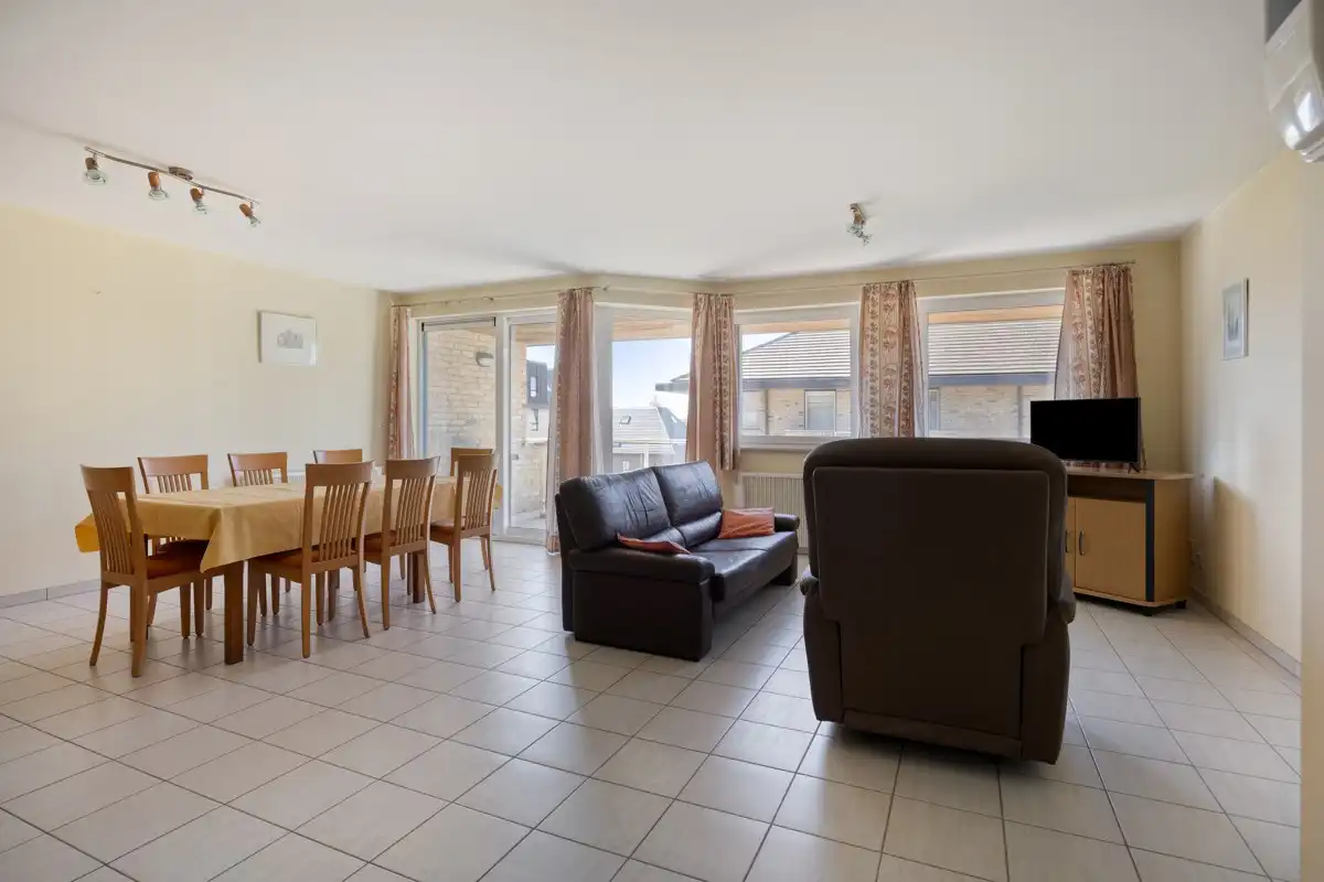 Appartement met 4 slpk en 2bdk! foto 2