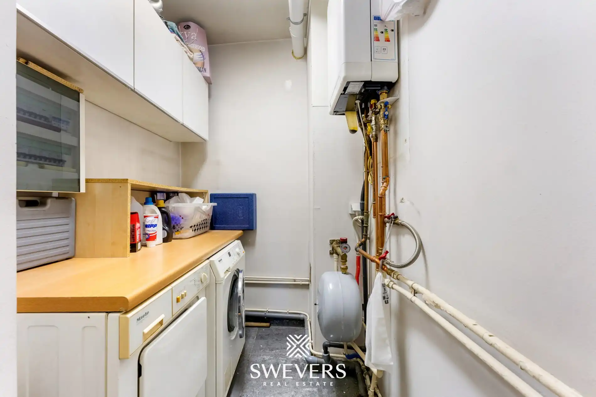 Leuk en energiezuinig (EPC: B) appartement (93m²) met parkeerplaats in centrum Hasselt  foto 17