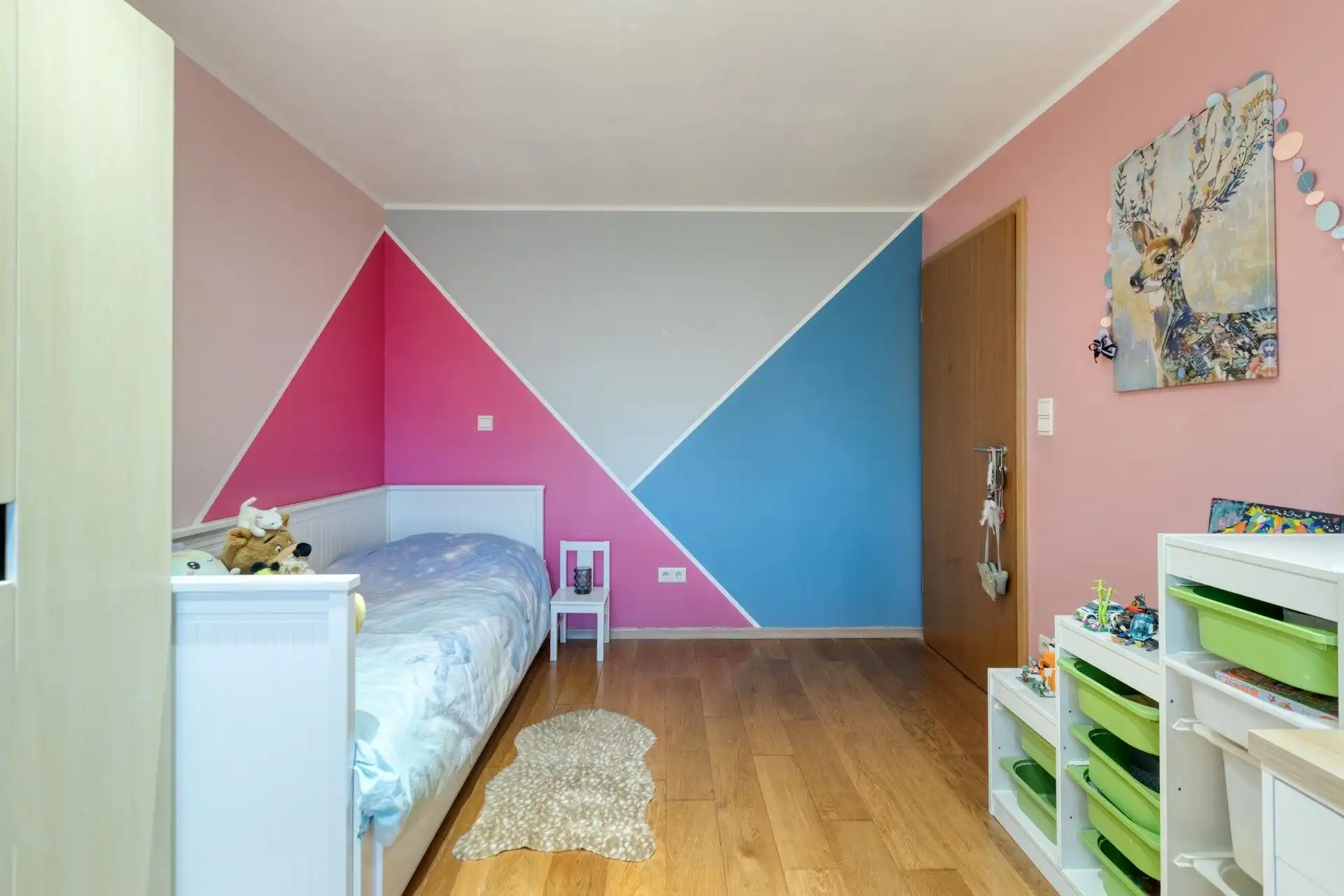 Ruime woning met maar liefst 4 slaapkamers én praktijkruimte in Maasmechelen! foto 19