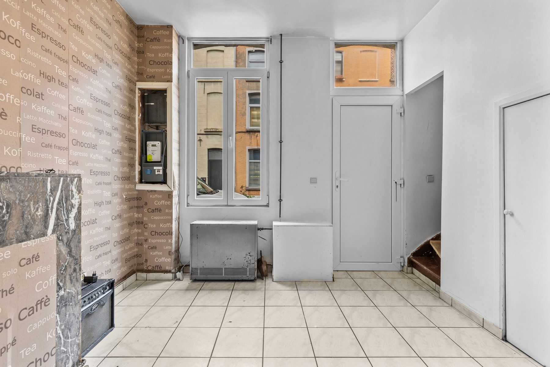 Te renoveren woning op centrale ligging foto 3