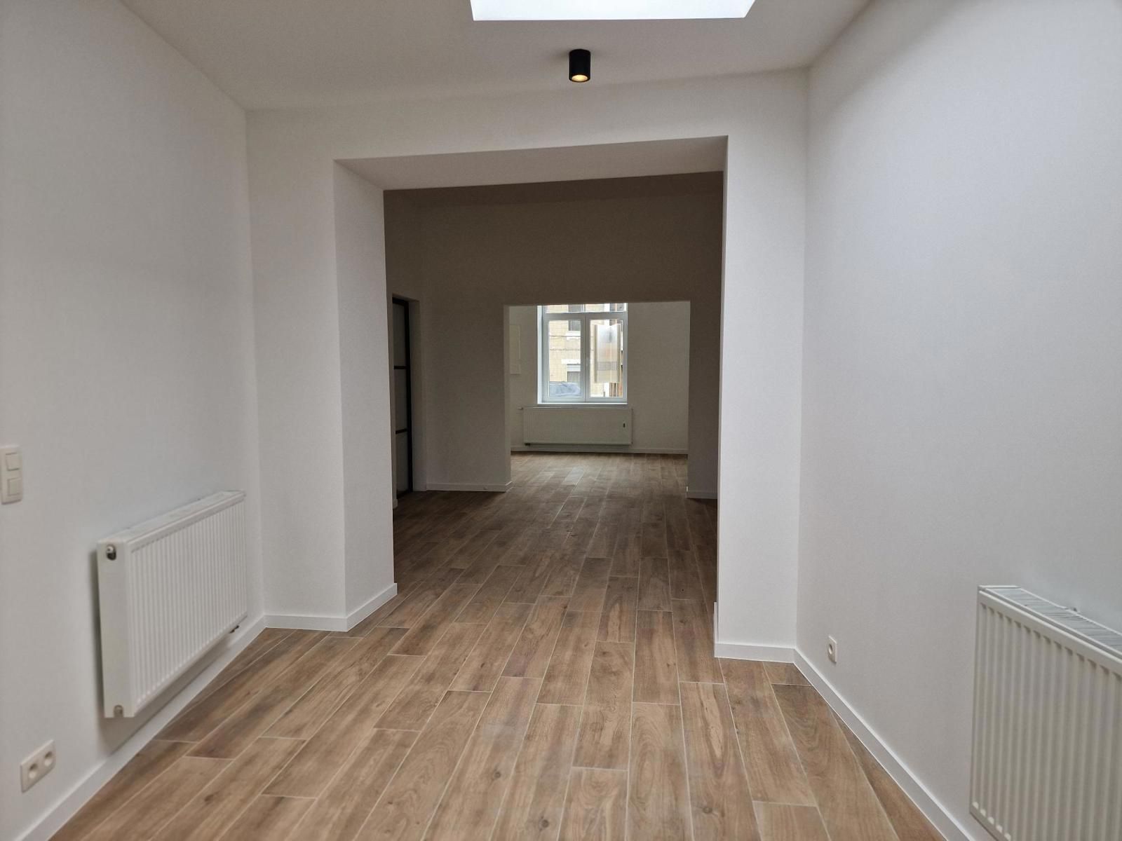 Volledig gerenoveerde woning 3 slpks te Attenhoven (Landen) foto 10