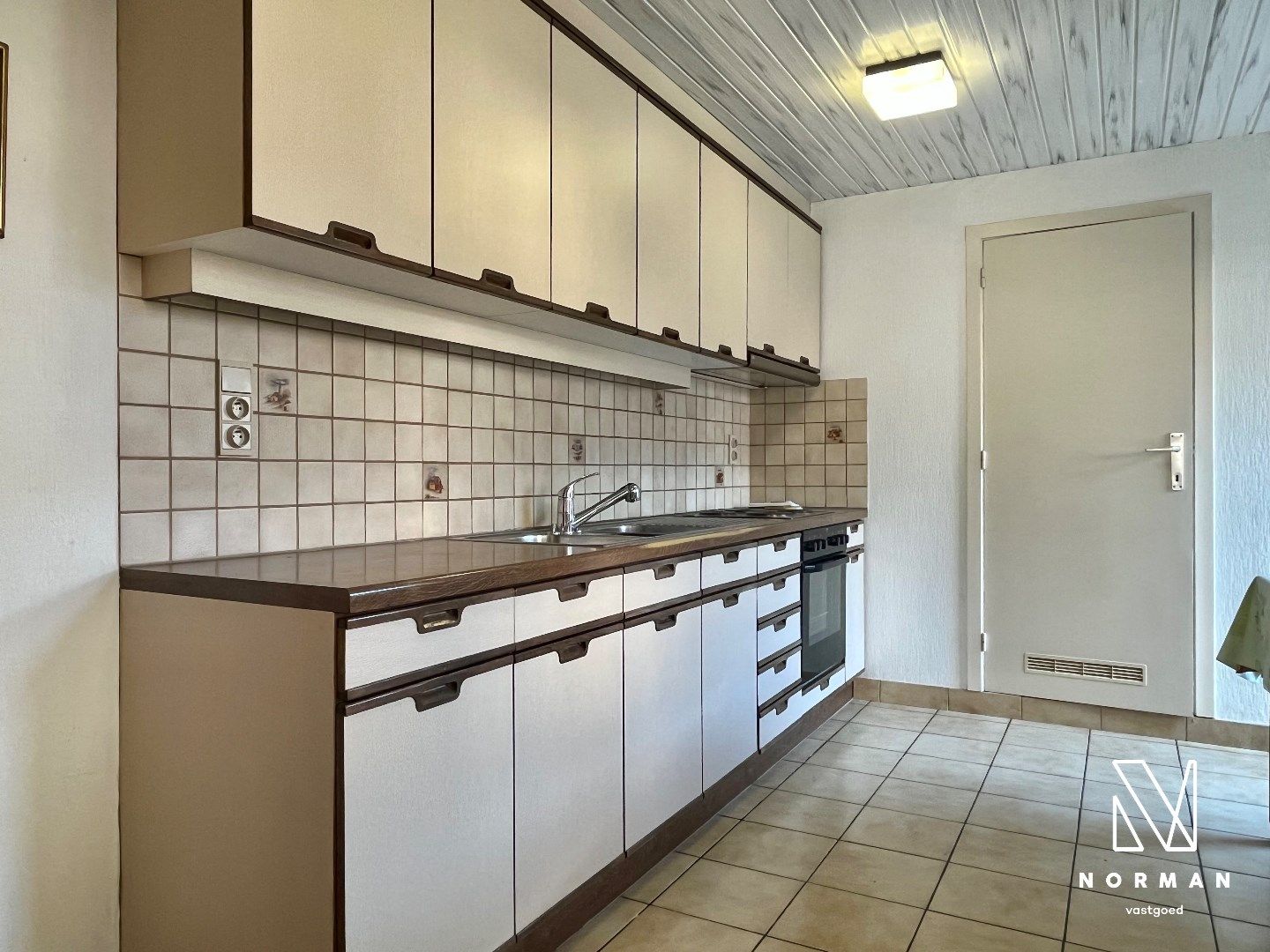 Halfopen woning te koop in Kuurne op 1090 m²!  foto 6