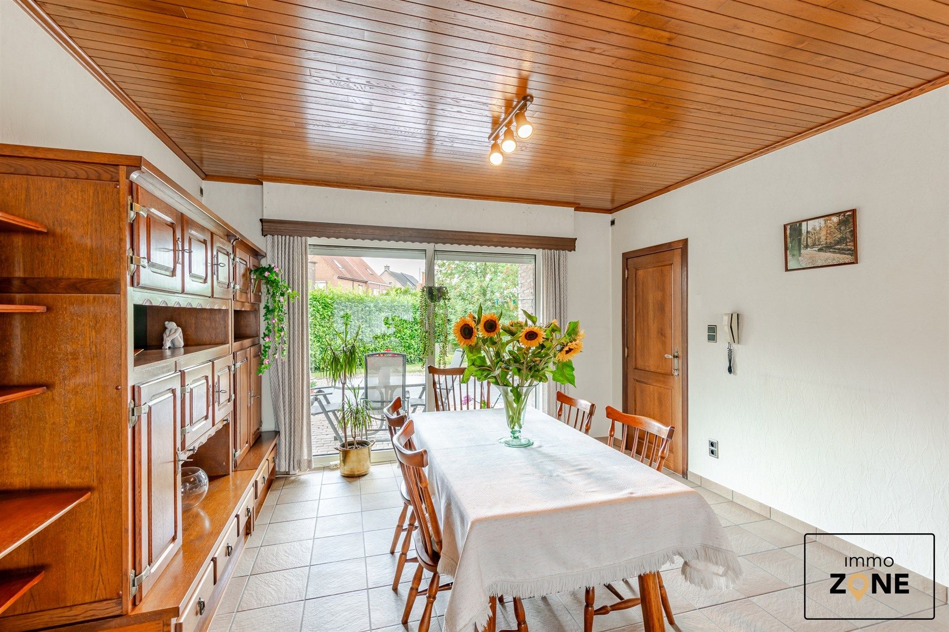 Ruime kangeroewoning met 4 slaapkamers in De Klinge  foto 5