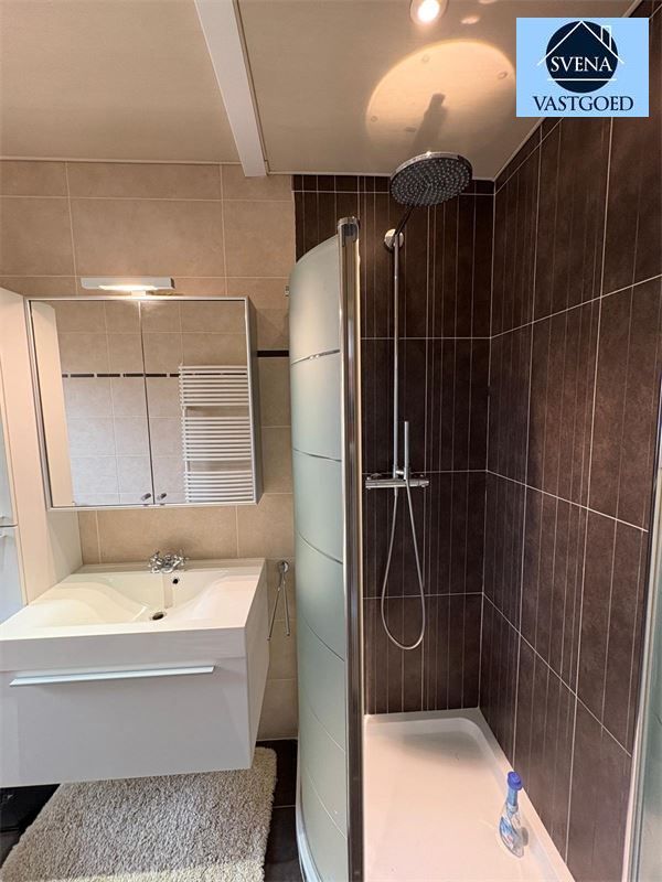 BUNGALOW MET 3 SLAAPKAMERS IN RUSTIGE OMGEVING foto 9