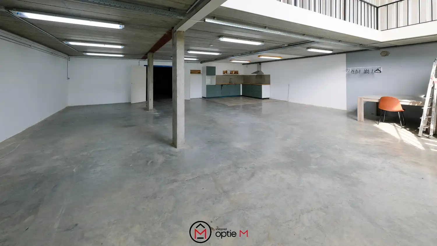 Handelsruimte met appartement te koop in Merem, Bilzen-Hoeselt foto 7