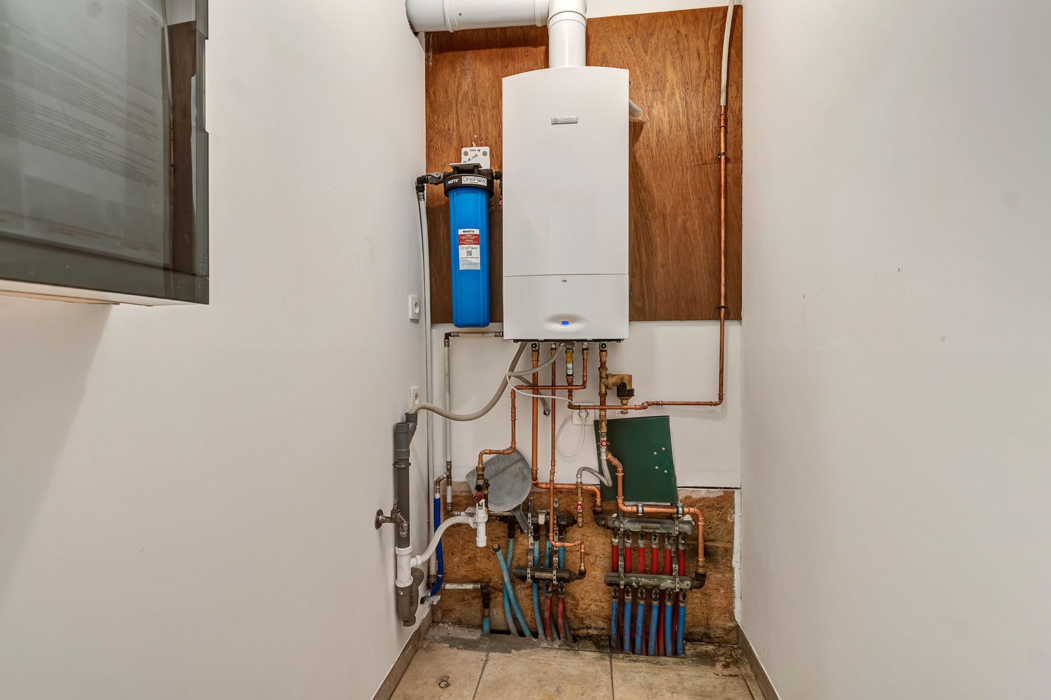 Instapklaar gelijkvloers appartement met tuin nabij centrum Deinze foto 9