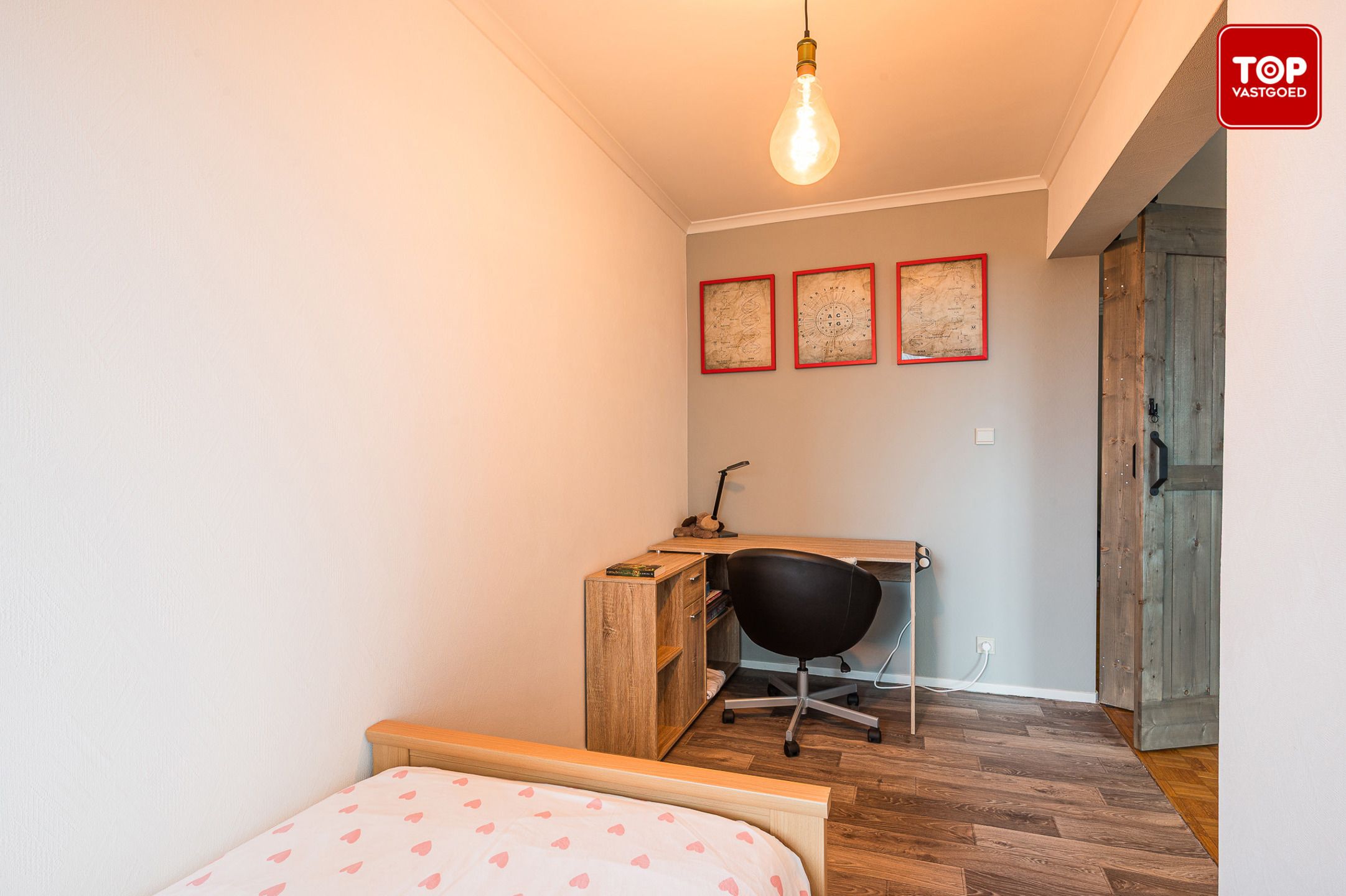 Instapklaar appartement met mooie vergezichten. foto 17