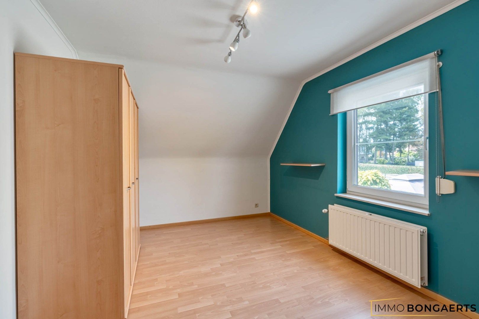 Ruime woning met 3 slaapkamers  foto 13