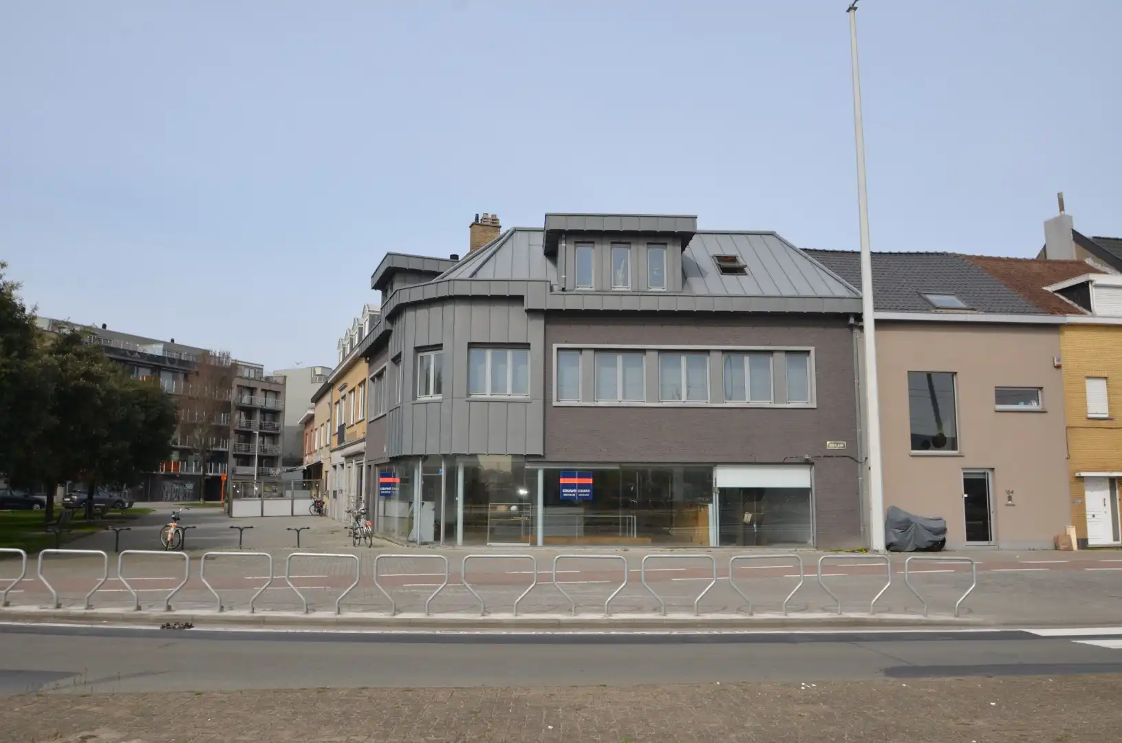 Voor de snelle beslisser: Handelspand op top zichtlocatie foto 7