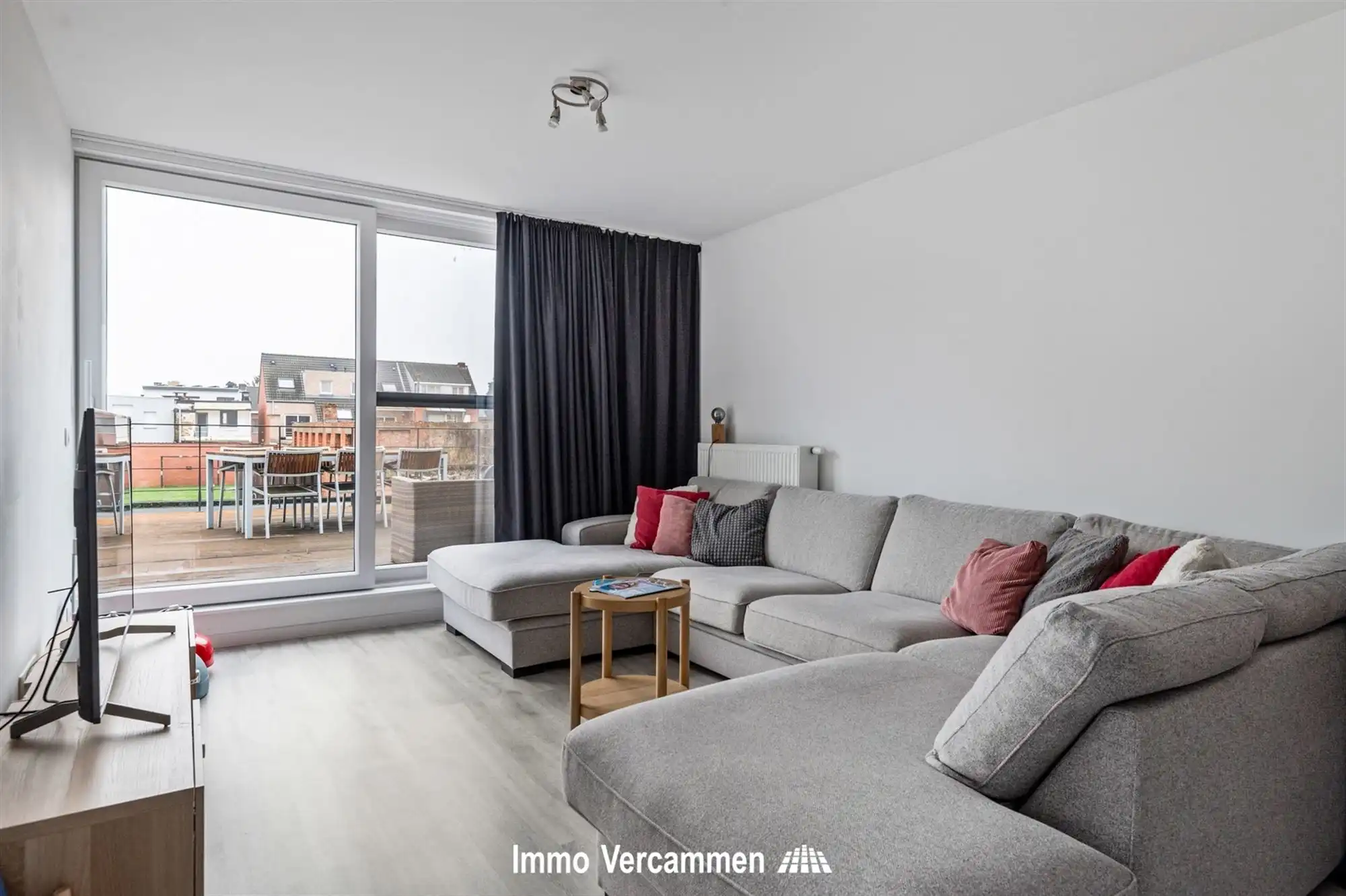 Verrassend ruim duplexappartement te Duffel foto 2