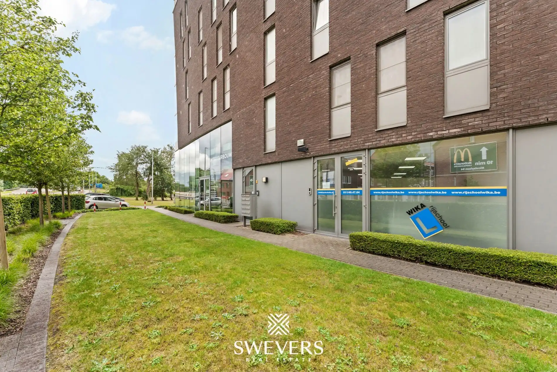 Instapklare kantoorruimte van 84 m² op vlot bereikbare locatie foto 12