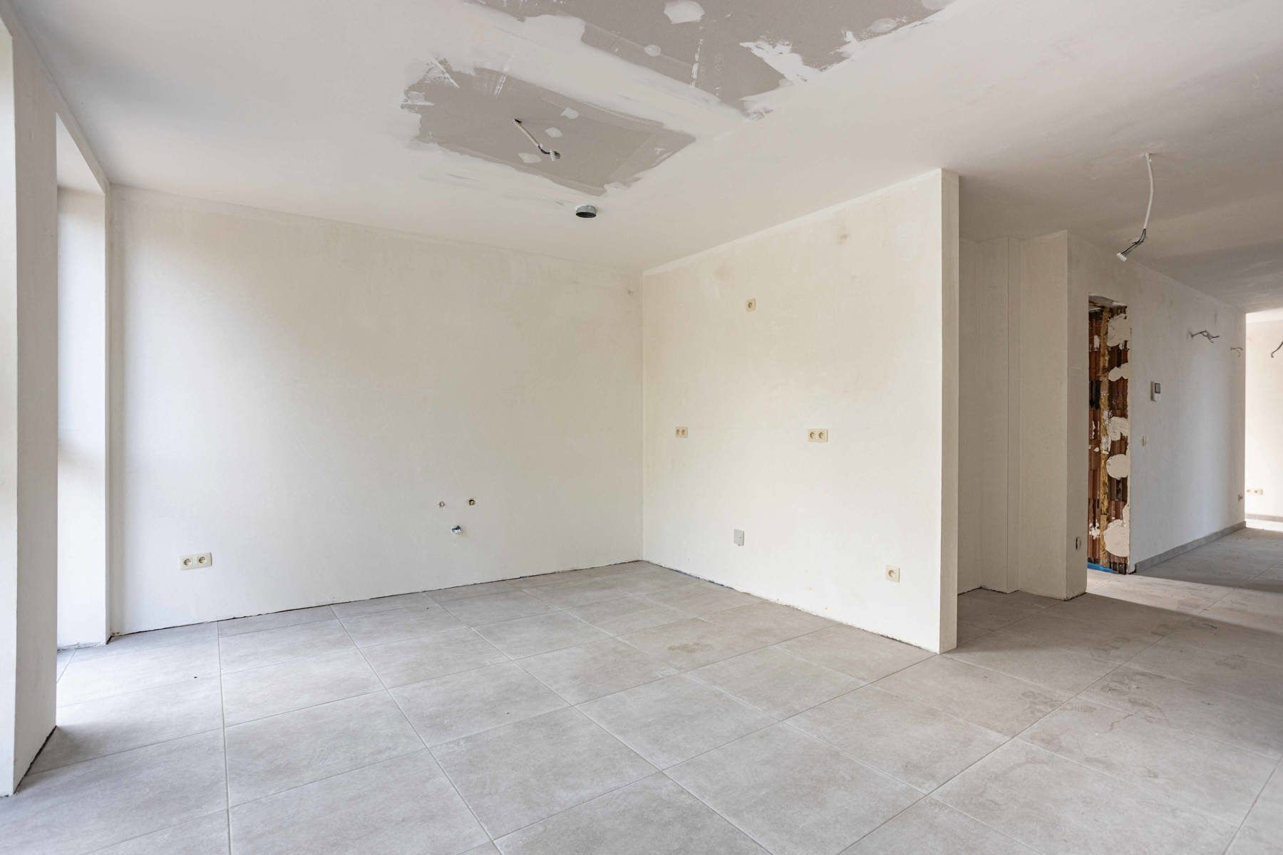 Nieuwbouwappartement, instapklaar, aan 6 % Btw ! foto 3