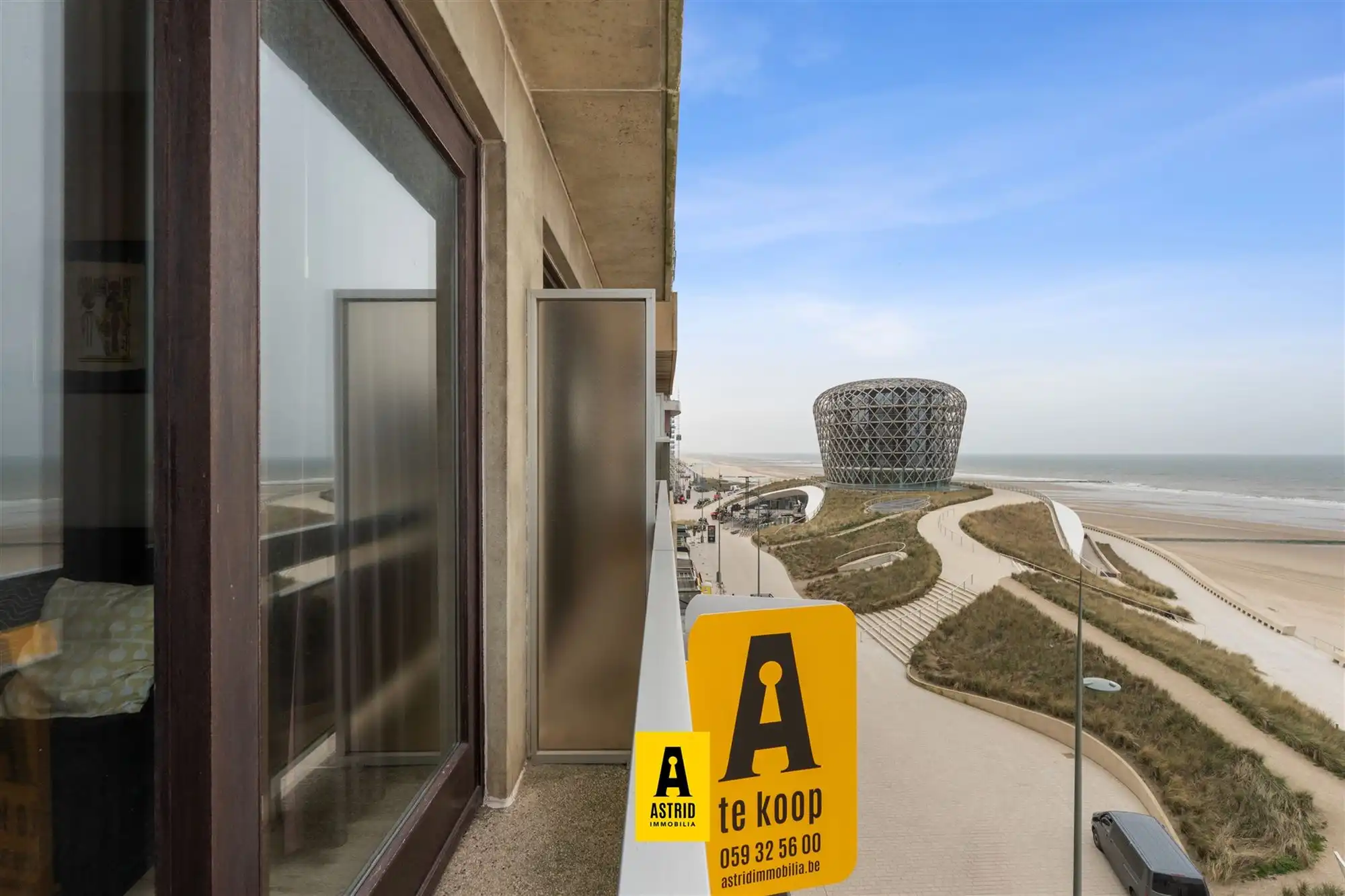 Studio met frontaal zeezicht op topligging! foto 19