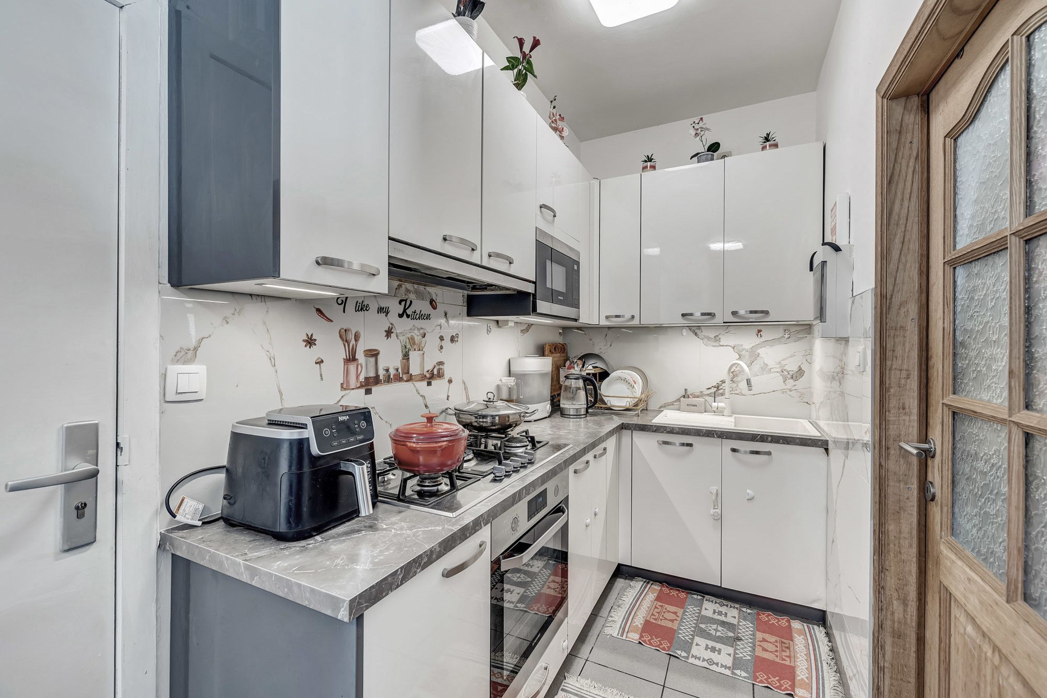 Instapklaar appartement met 2 slaapkamers te Anderlecht foto 5