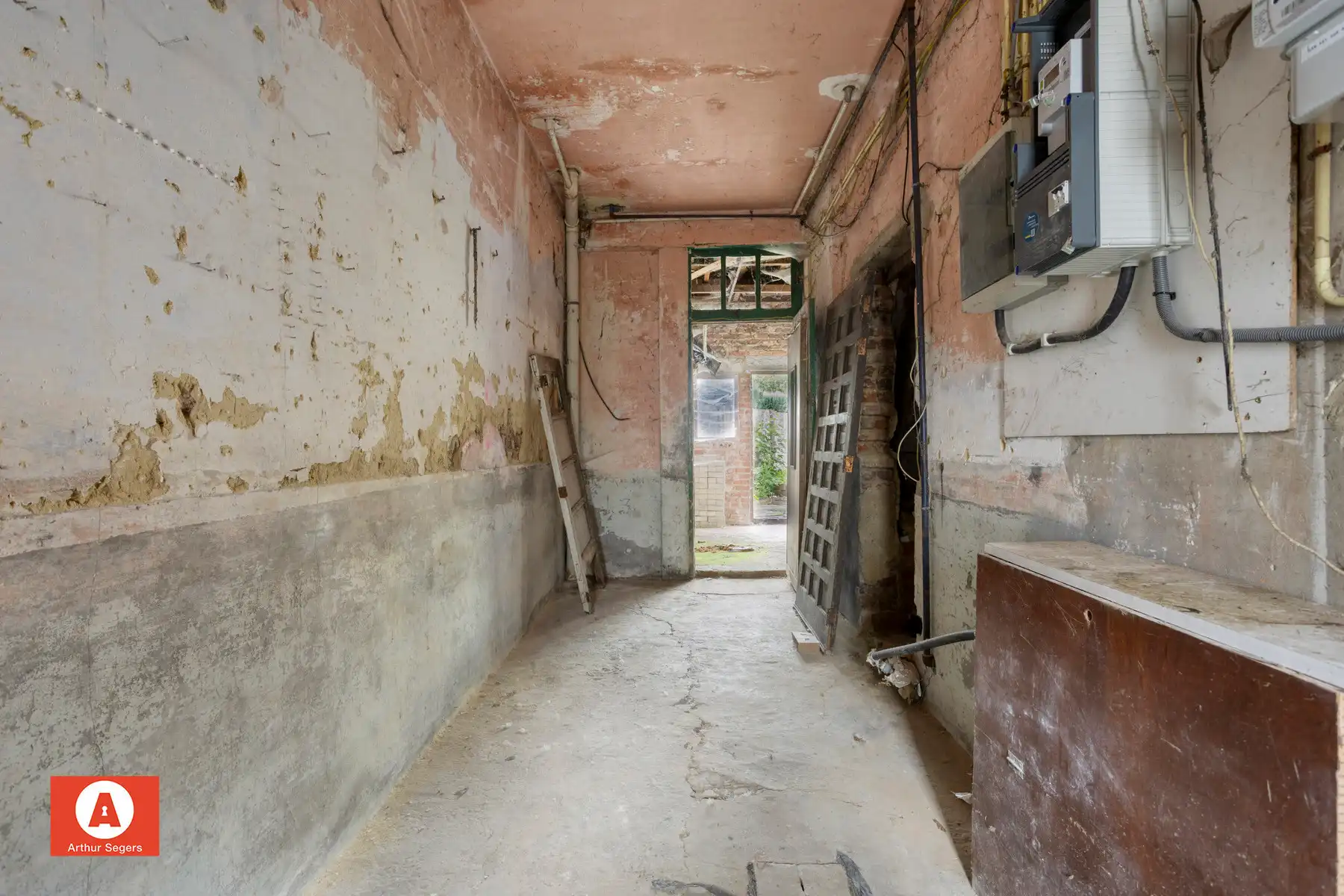 Te renoveren woning nabij het centrum van Opwijk foto 27