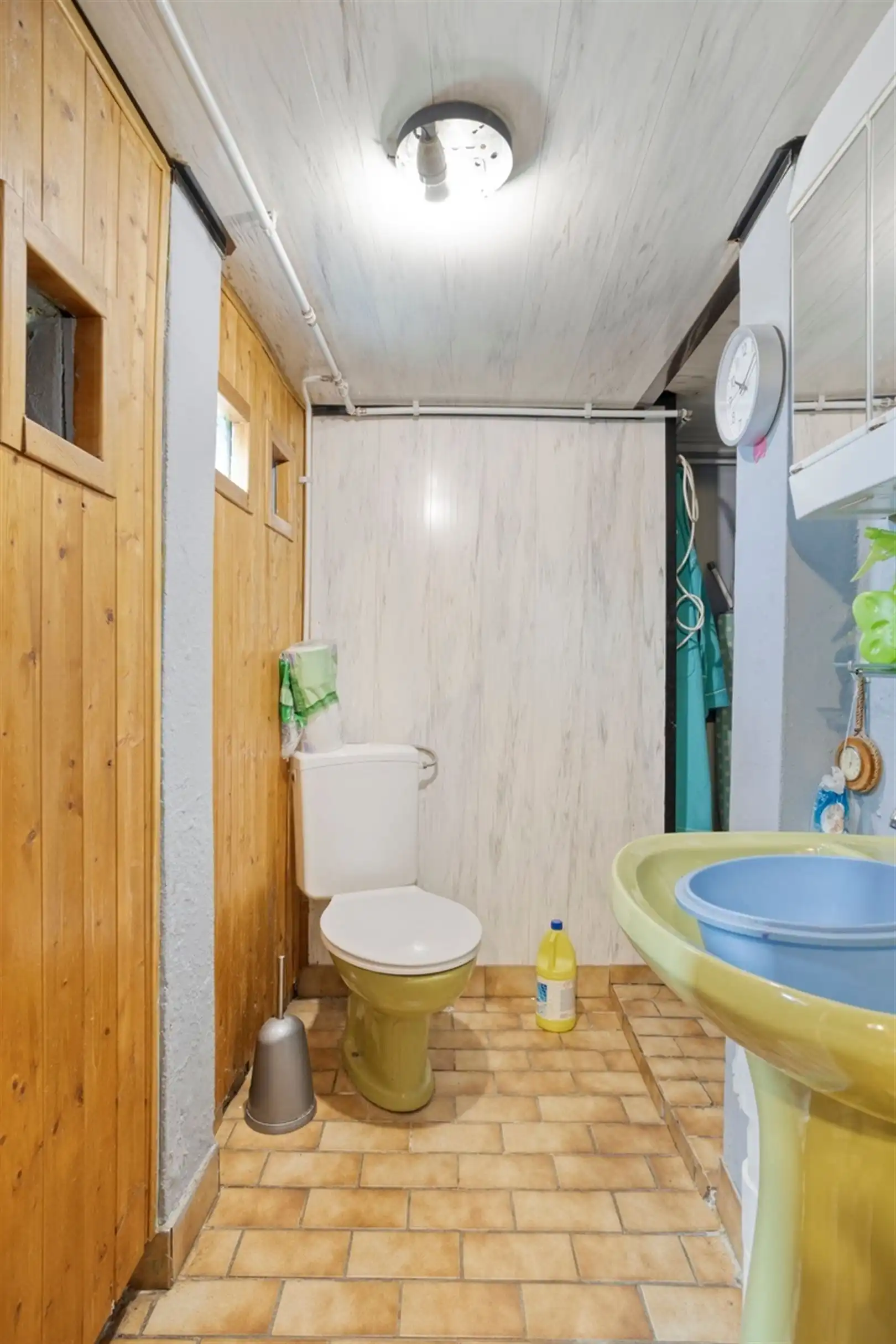 te renoveren woning met tuin foto 16