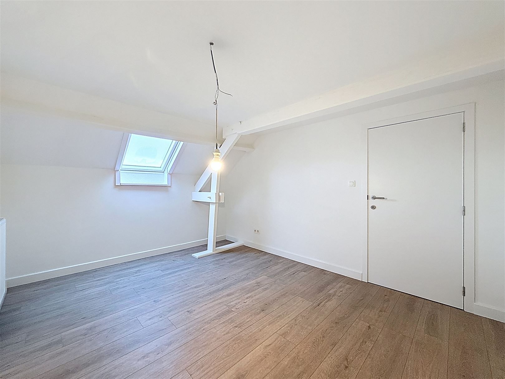 Gerenoveerde stadswoning, 4 slpks, tuin, terras, 2a 43ca foto 48