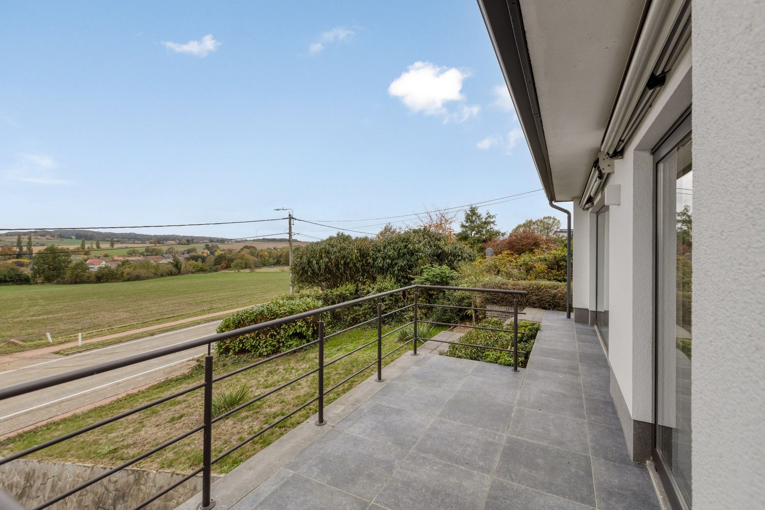 VOLLEDIG VERNIEUWDE OPEN BEBOUWING (OB) MET PRACHTIG UITZICHT EN MODERN COMFORT! foto 11
