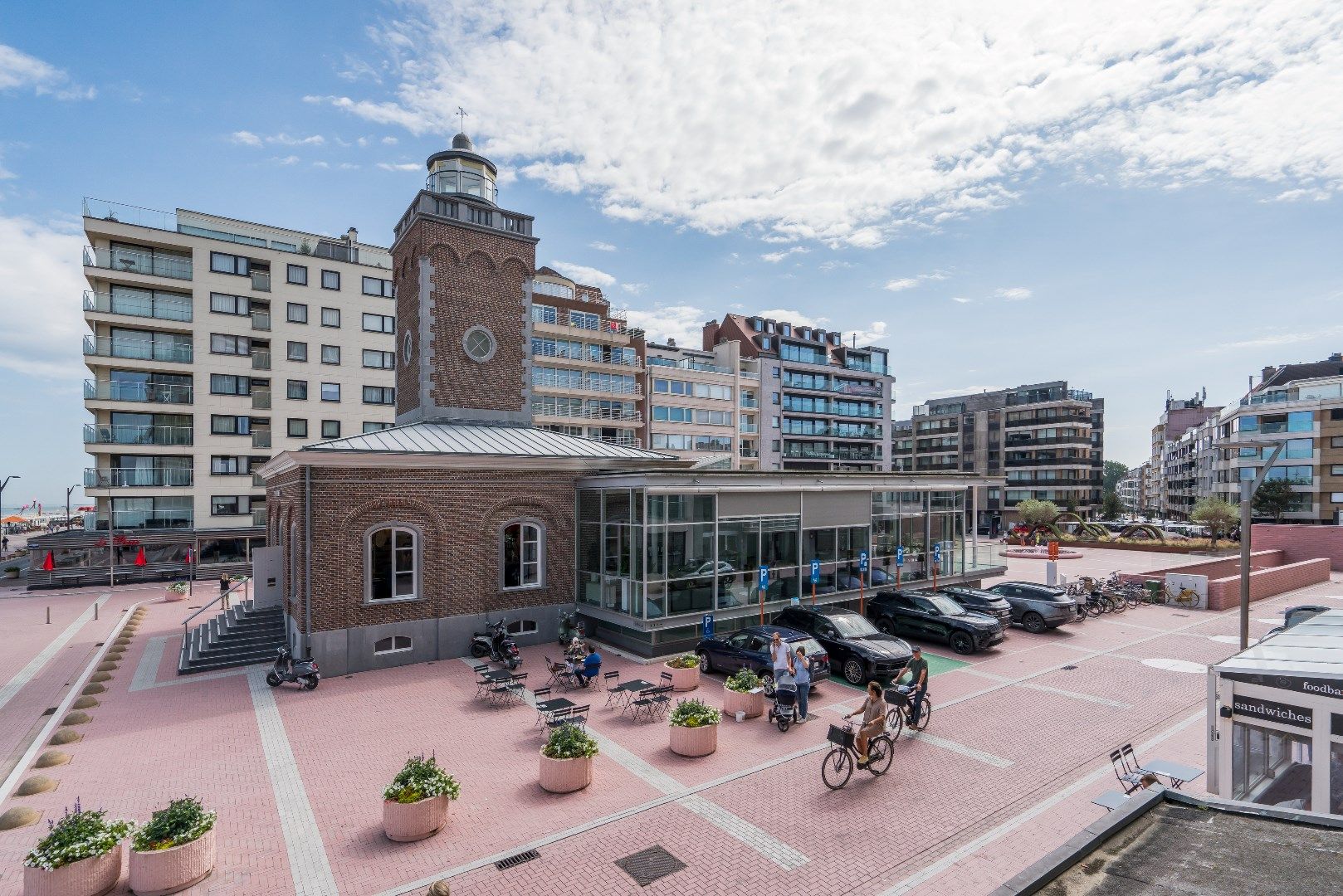 Luxueus hoekappartement met adembenemend frontaal zeezicht (12,5 meter zeezicht) foto 6