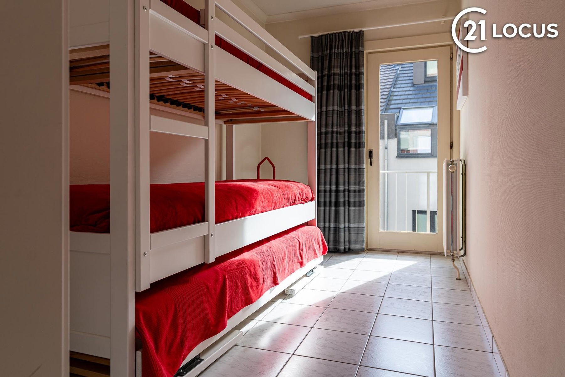 Appartement met frontaal zeezicht + optioneel een garagebox. foto 10