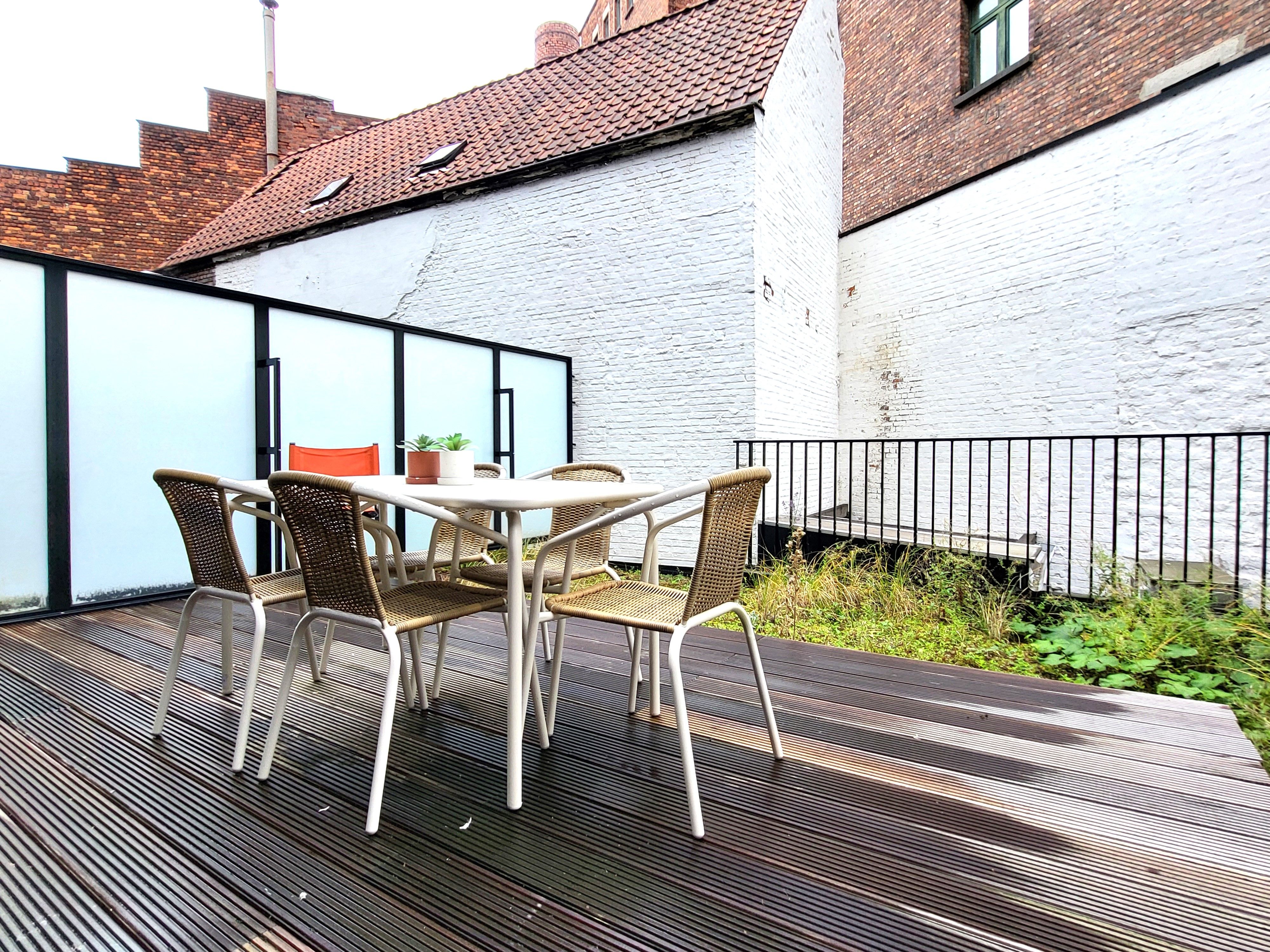 Prachtig energiezuinig appartement met 2 slaapkamers en zonnig terras, in het centrum van de Stad Gent! foto 5
