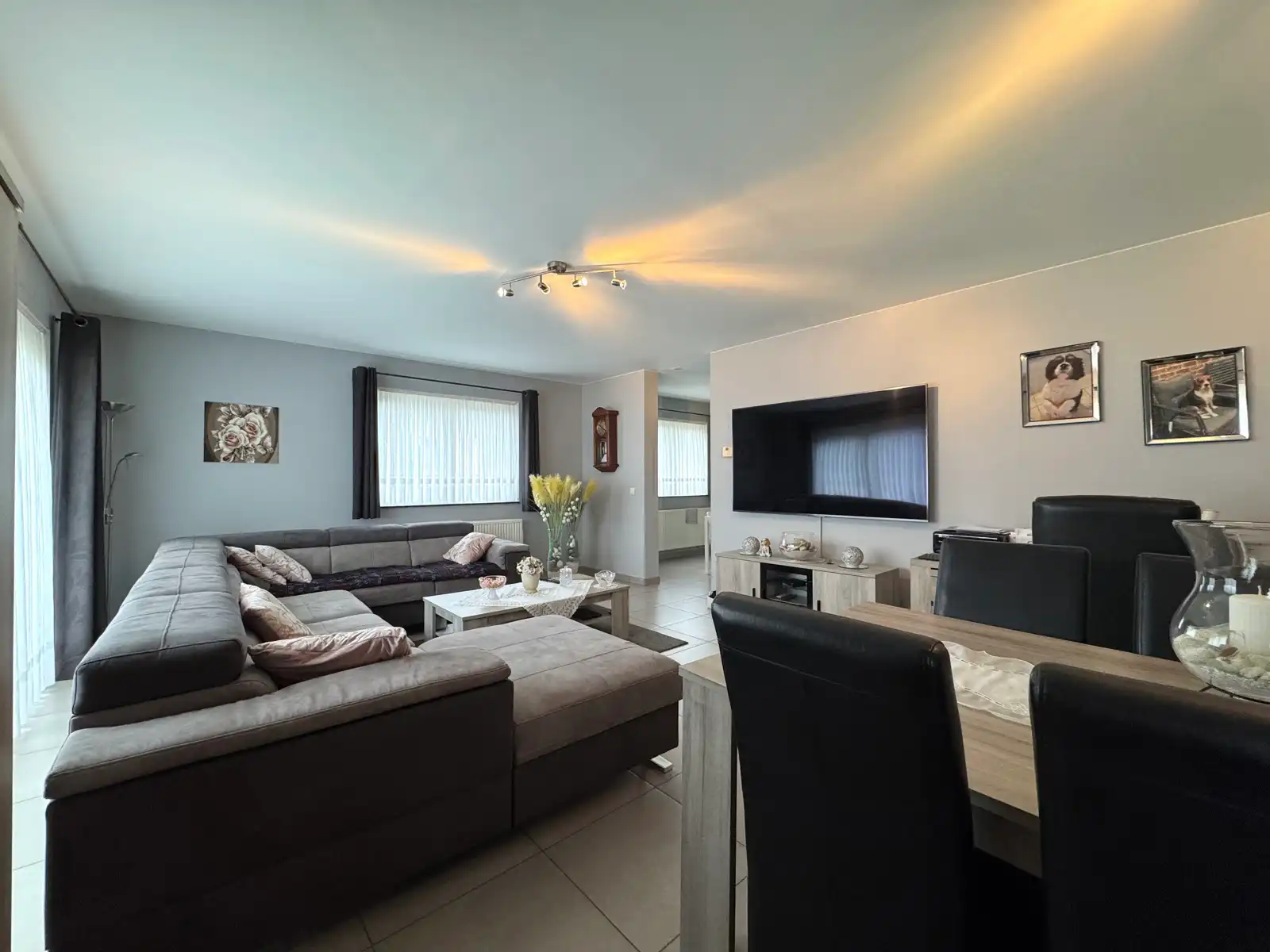 Te huur: gelijkvloers appartement met 3 slaapkamers te Erpe! foto 3