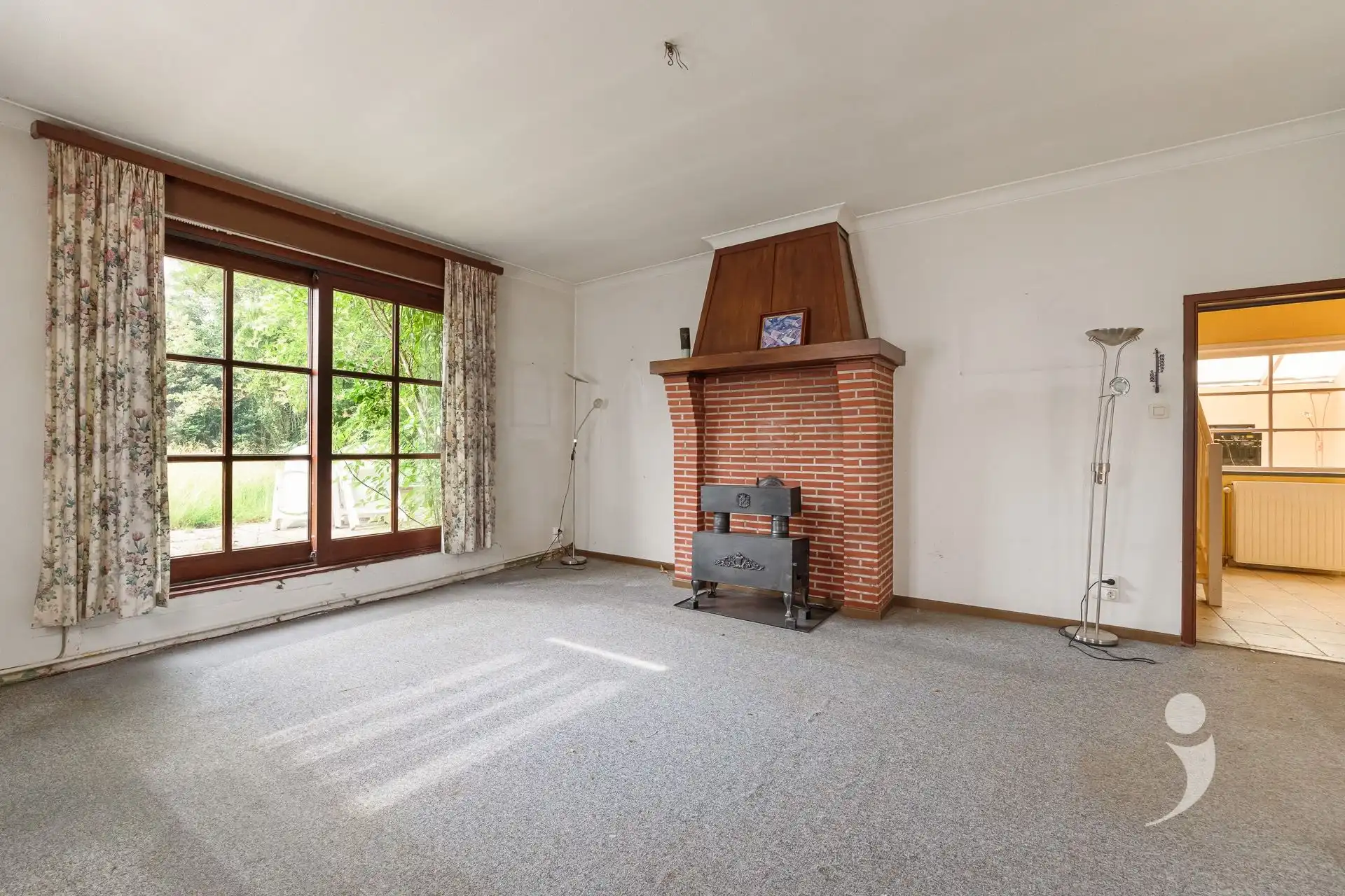 Te renoveren woning met loods nabij centrum Tildonk! foto 2