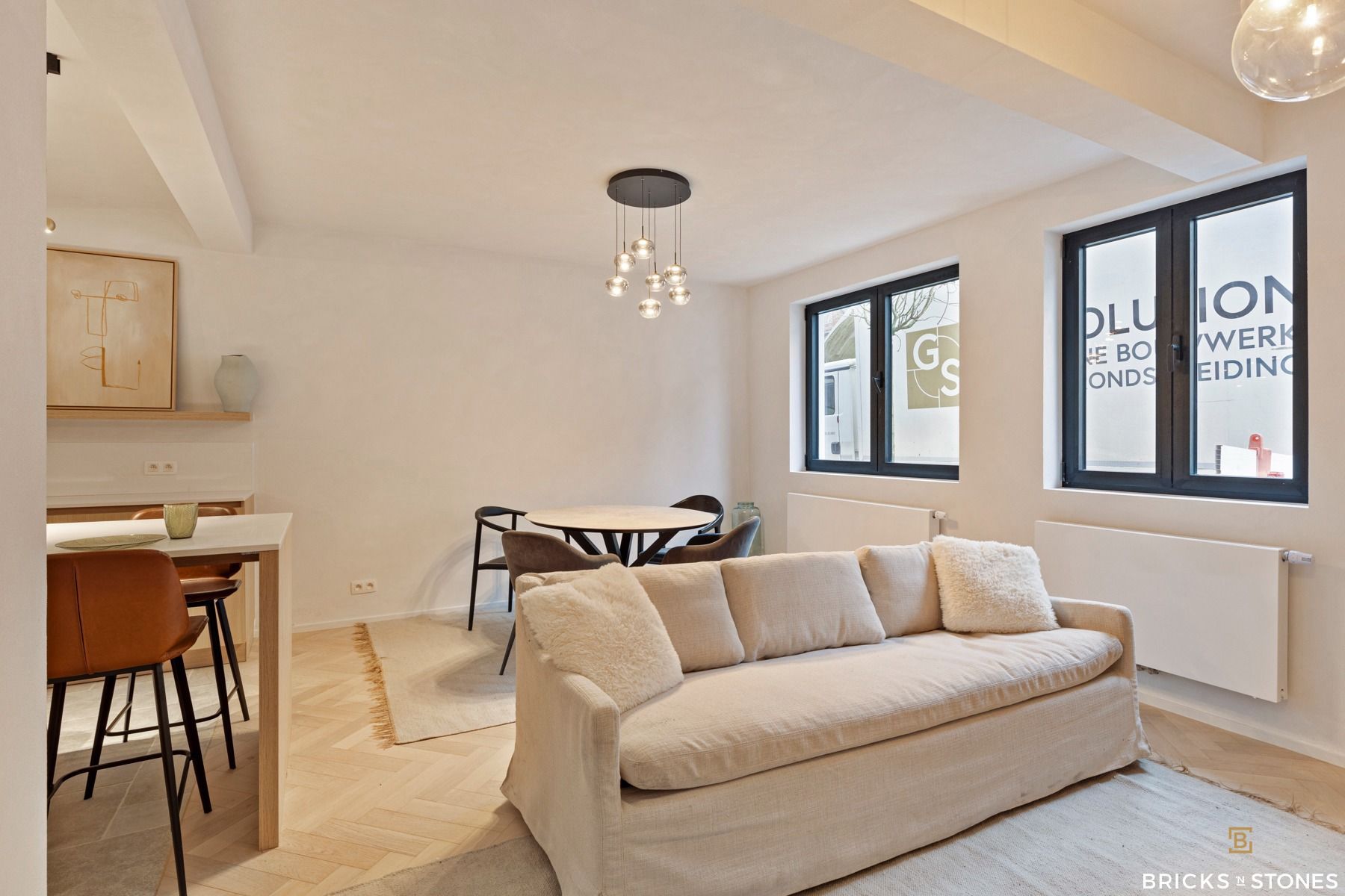 Knap gerenoveerd gelijkvloers appartement met tuin foto 8