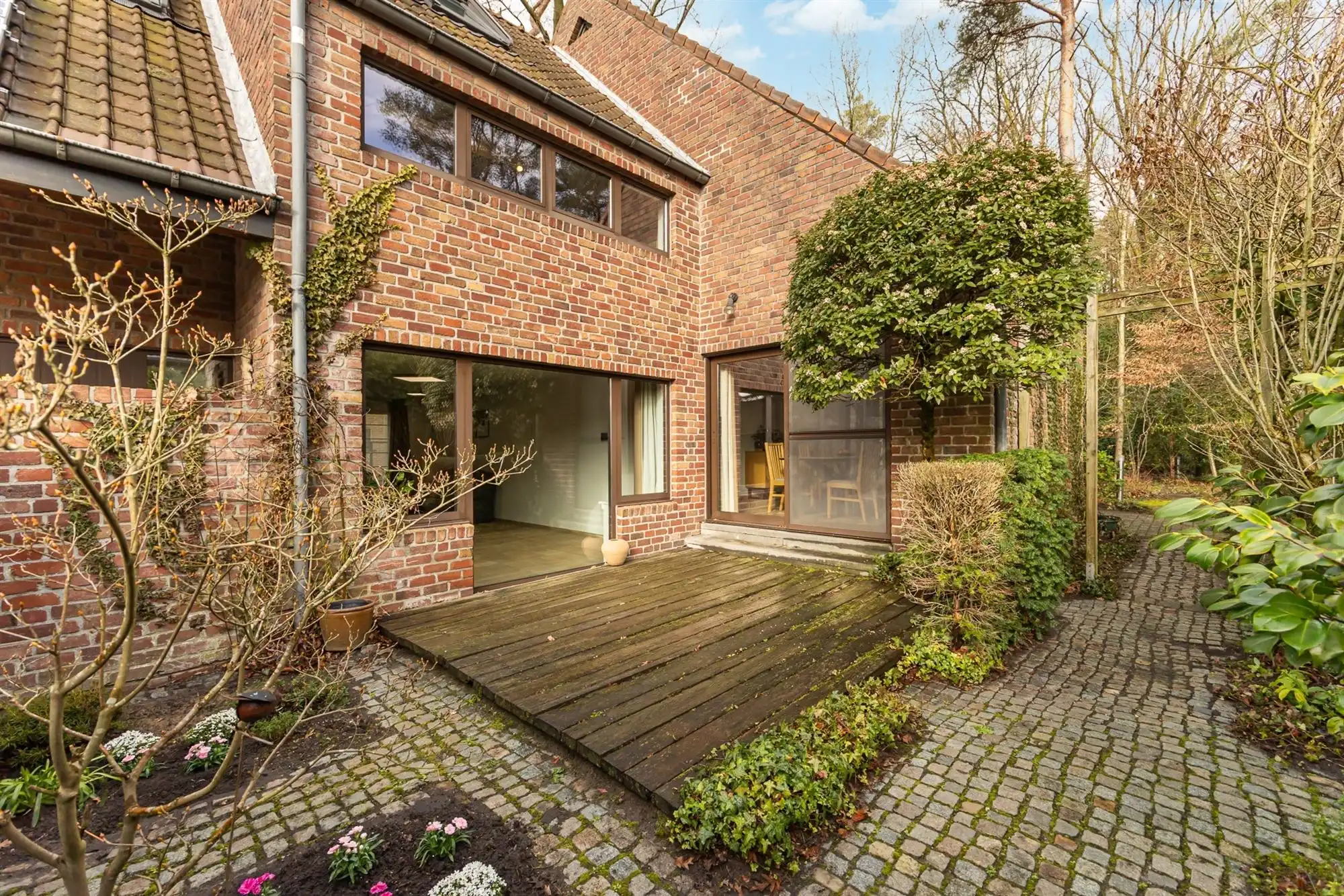 Instapklare open bebouwing met ruime tuin in een groene omgeving foto 24