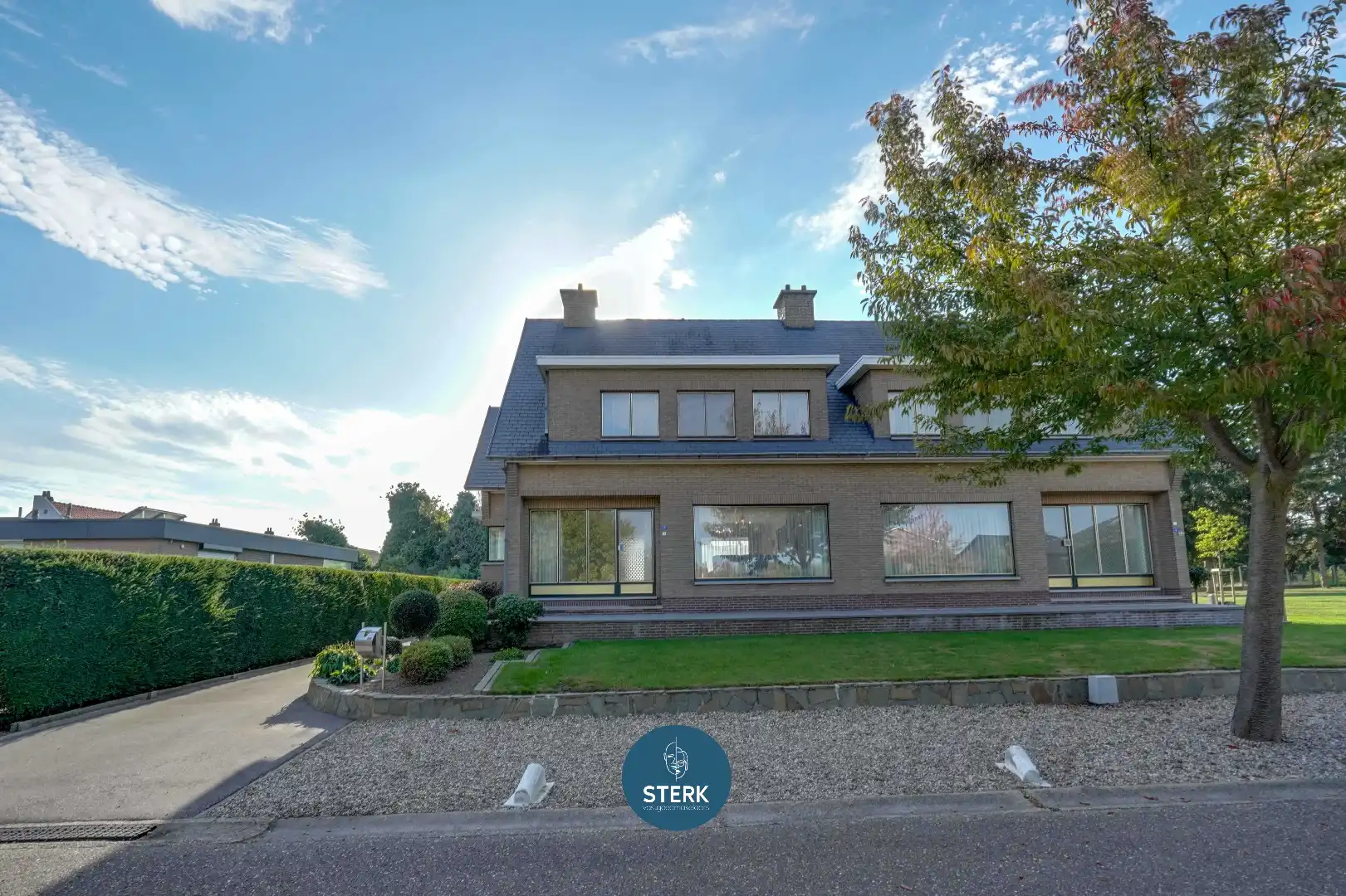 RUIME GEZINSWONING MET VEEL POTENTIEEL OP RESIDENTIËLE LIGGING TE LANAKEN !  foto 25