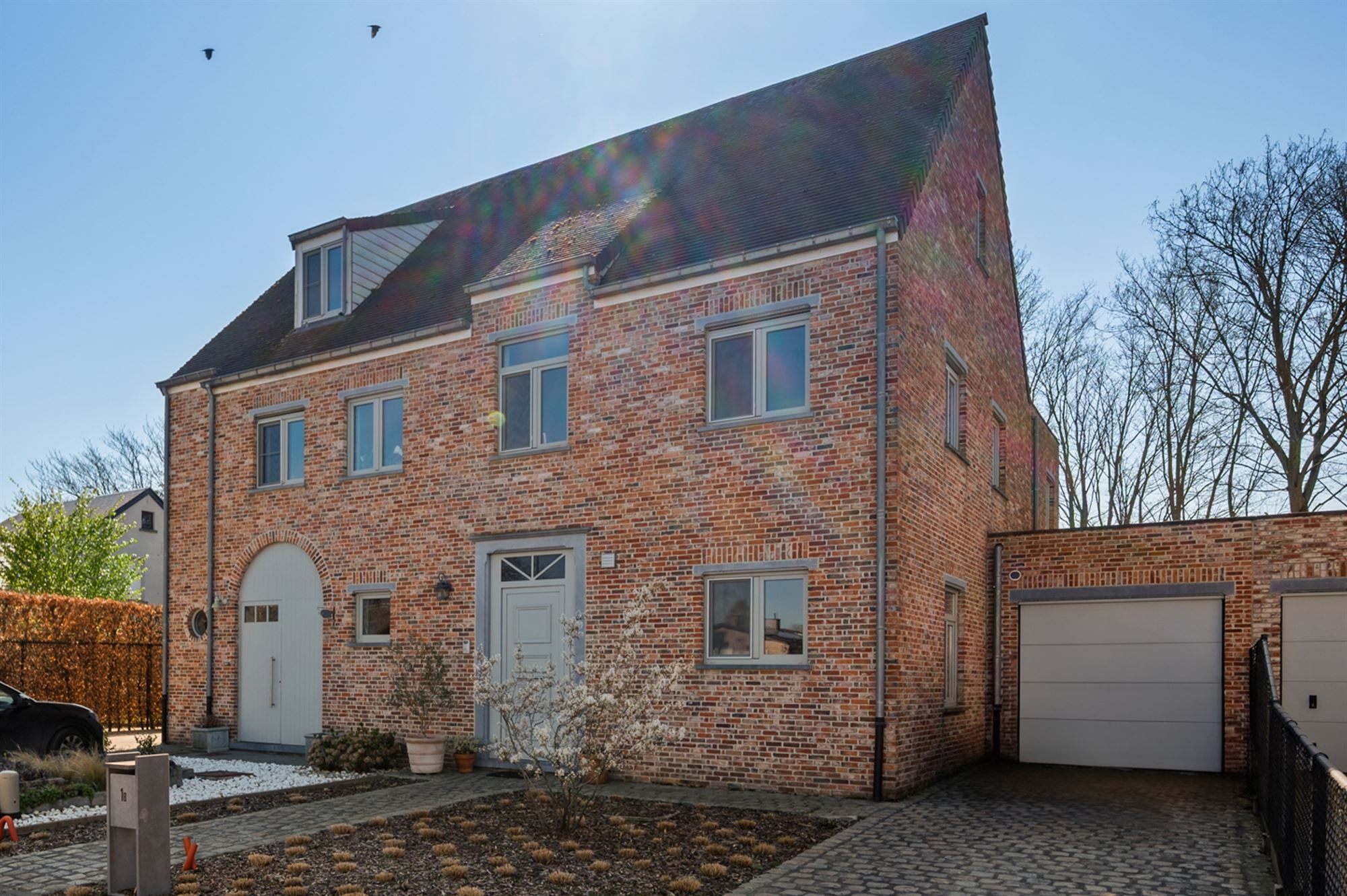 Charmante, instapklare woning met 4 slaapkamers te Itegem foto {{pictureIndex}}