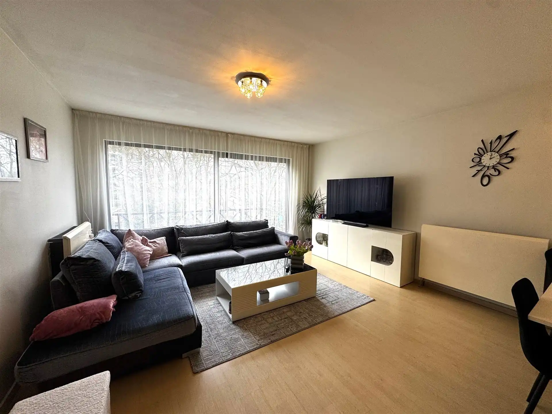 Instapklaar appartement te koop in het hart van Maasmechelen! foto 3