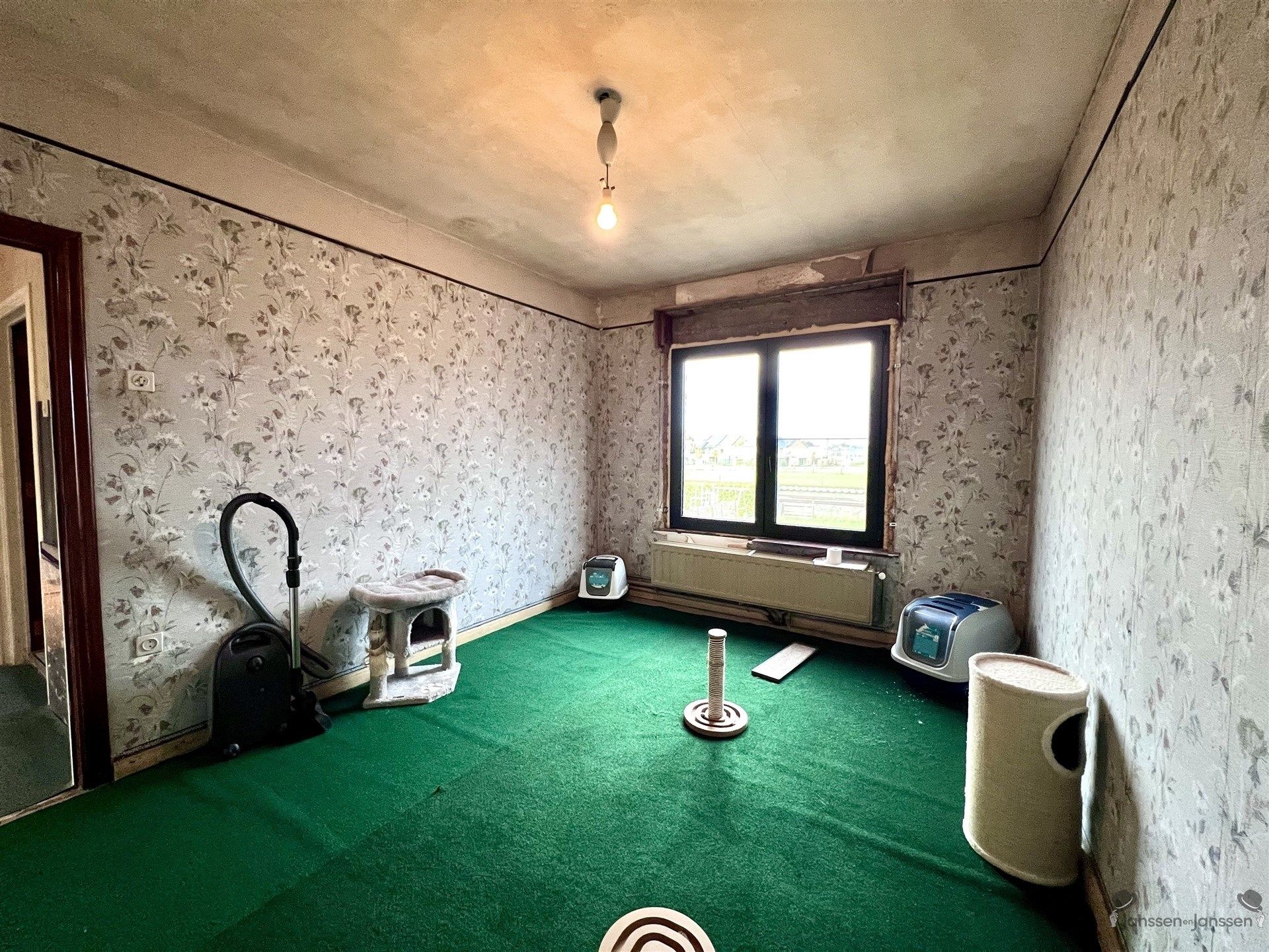 Rijwoning met 4 slaapkamers & tuin foto 12