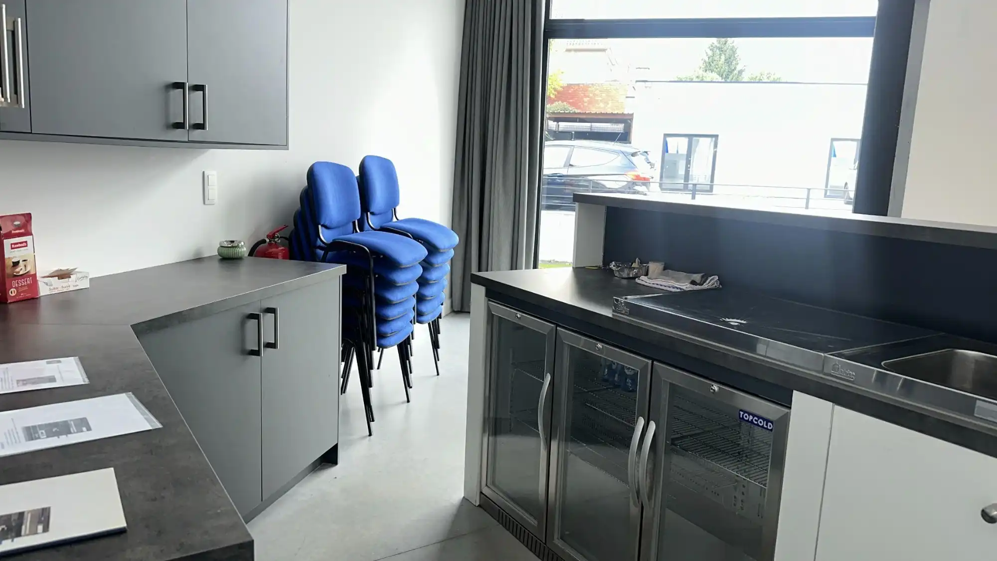 Instapklaar en centraal kantoor foto 8