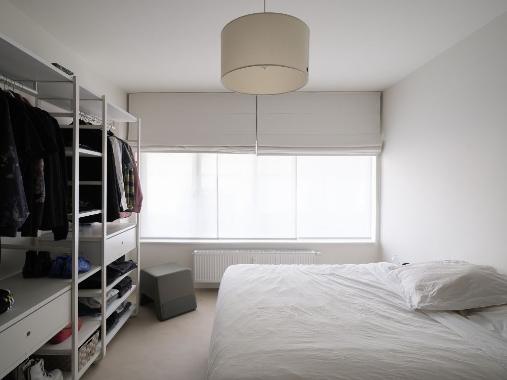 Smaakvol gerenoveerd 2-slaapkamer appartement met garage foto 9