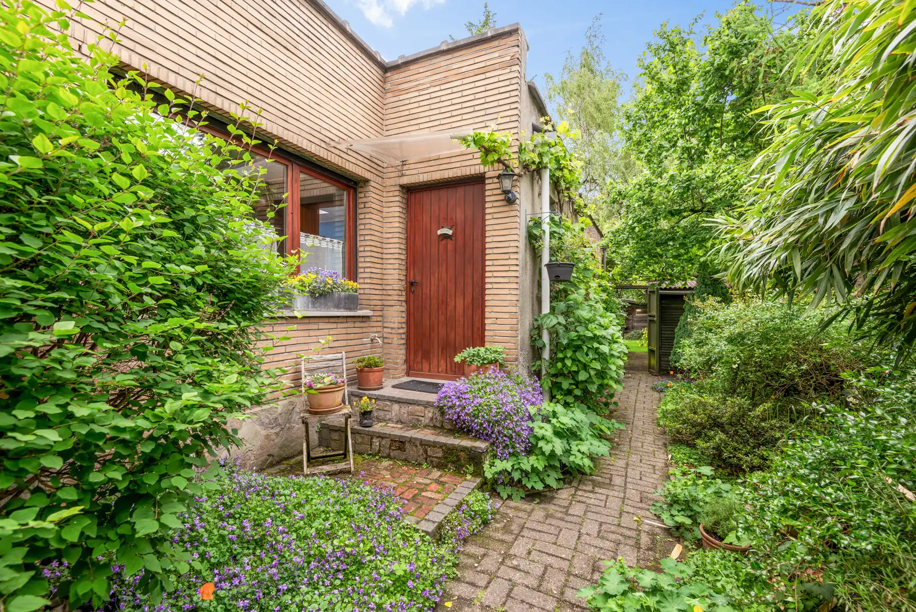 Ruime HOB met prachtige, volgroeide tuin  foto 10