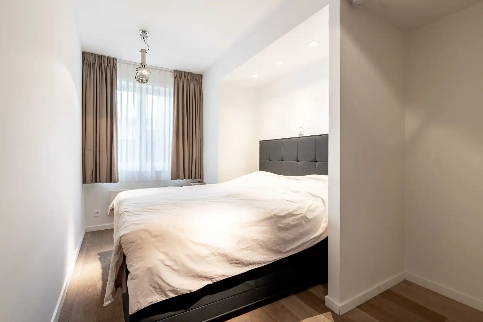 Stijlvol appartement op wandelafstand van het Albertstrand foto 18